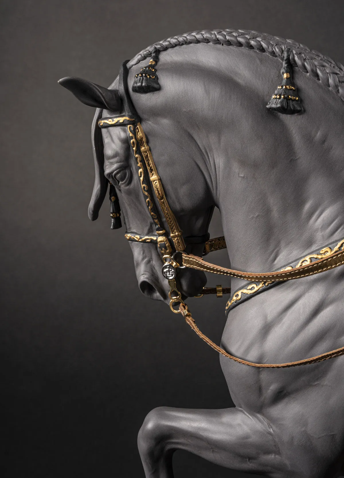 Lladro Spanish Pure Breed Sculpture – Black (High Porcelain) – Limited Edition SKU: 01002041