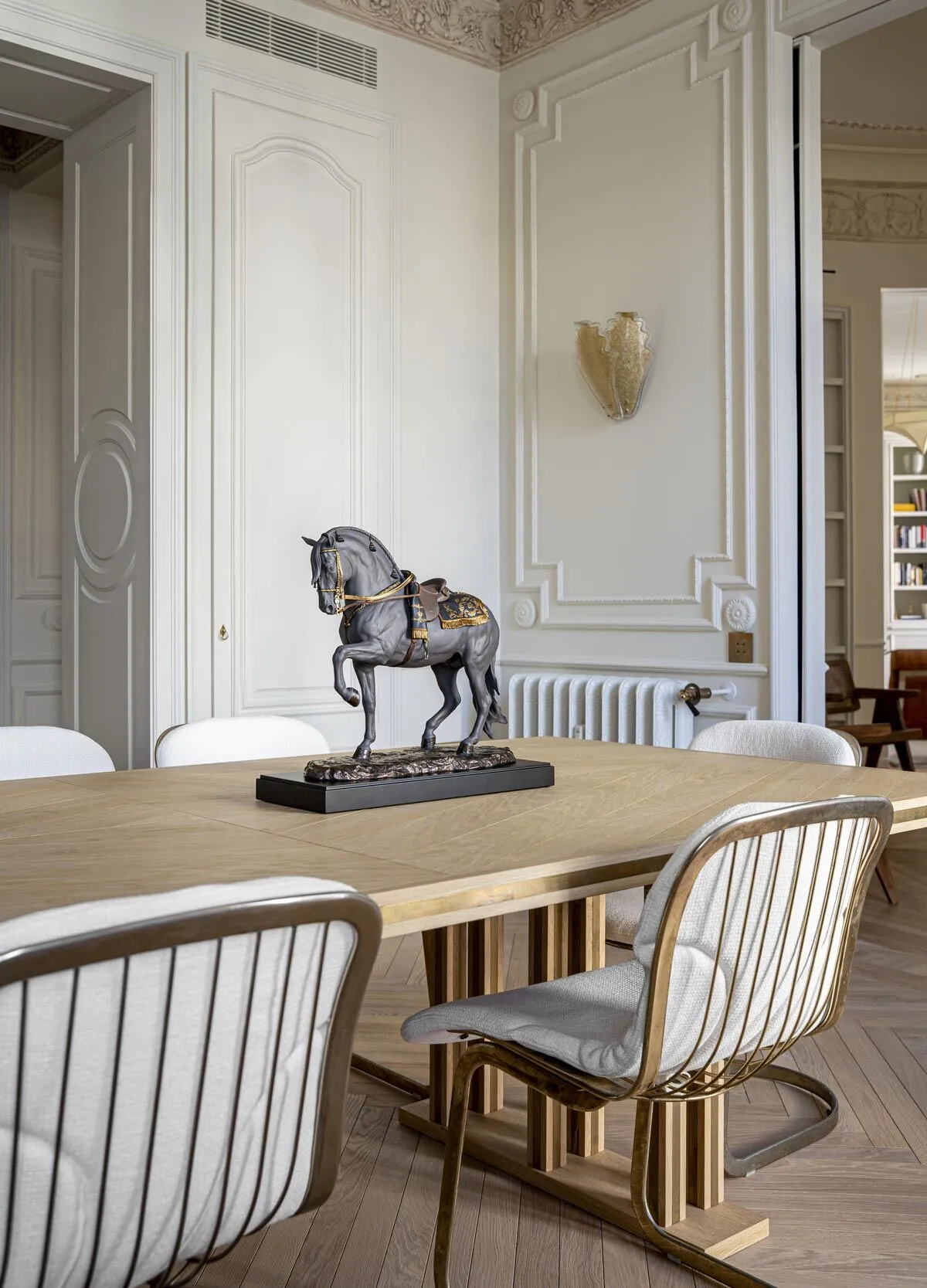 Lladro Spanish Pure Breed Sculpture – Black (High Porcelain) – Limited Edition SKU: 01002041