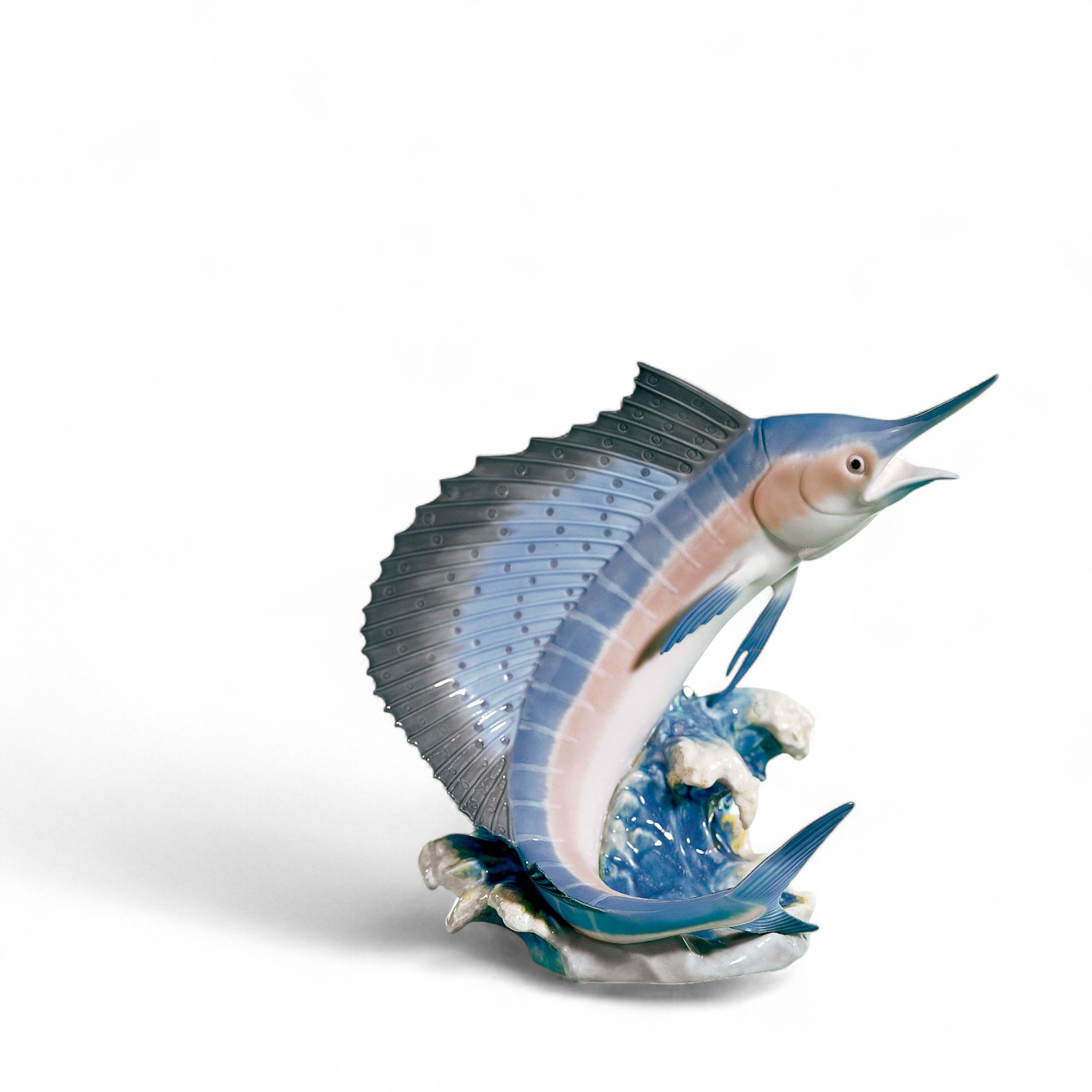 Lladró Majesty of the Seas – Retired Porcelain Fish Figurine SKU: 01006796