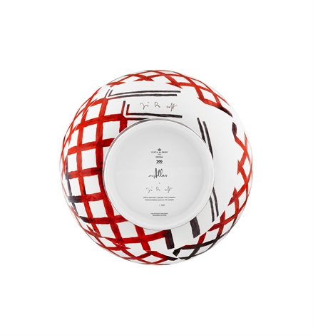 Vista Alegre Atlas Centerpiece 