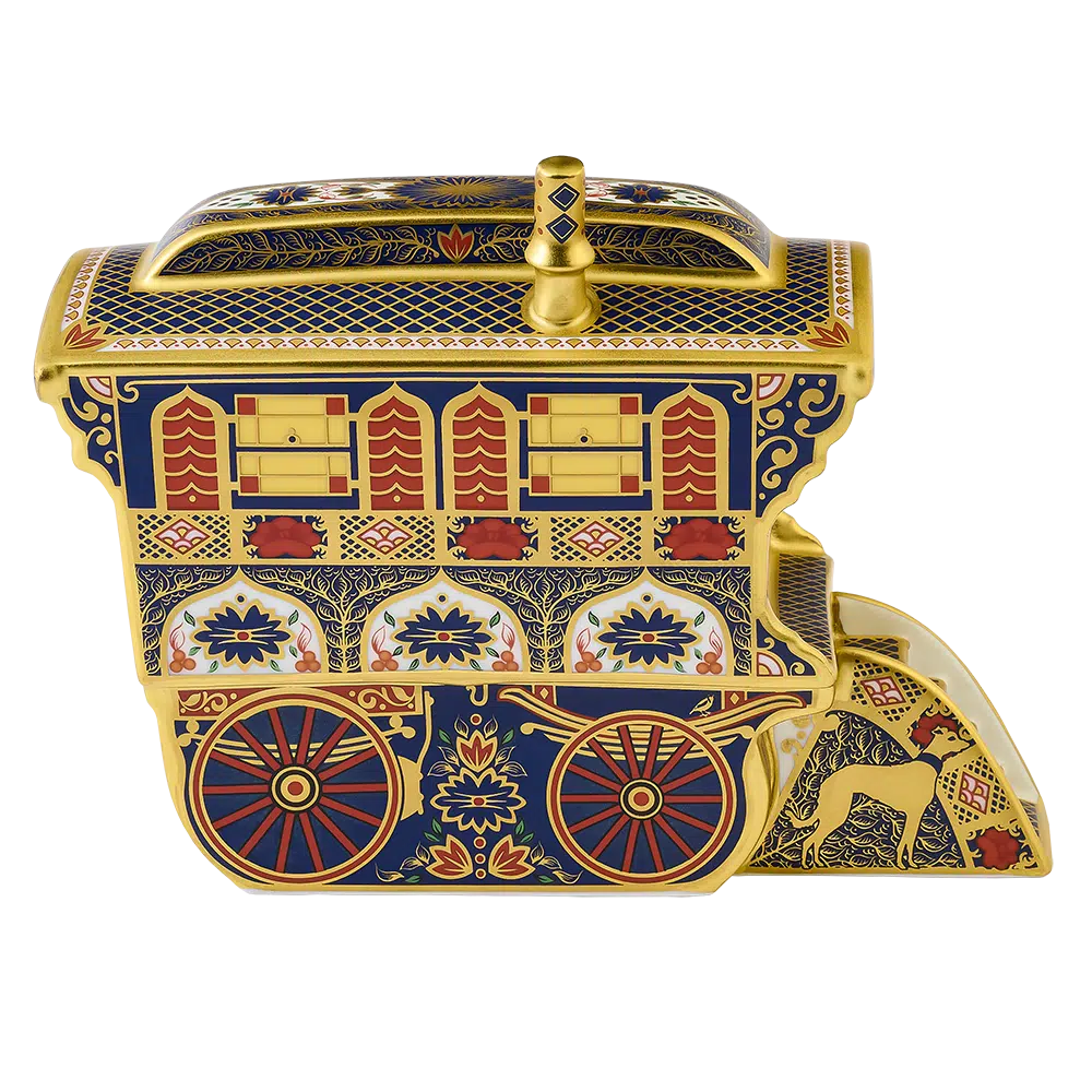 Royal Crown Derby Old Imari Solid Gold Band  Vardo