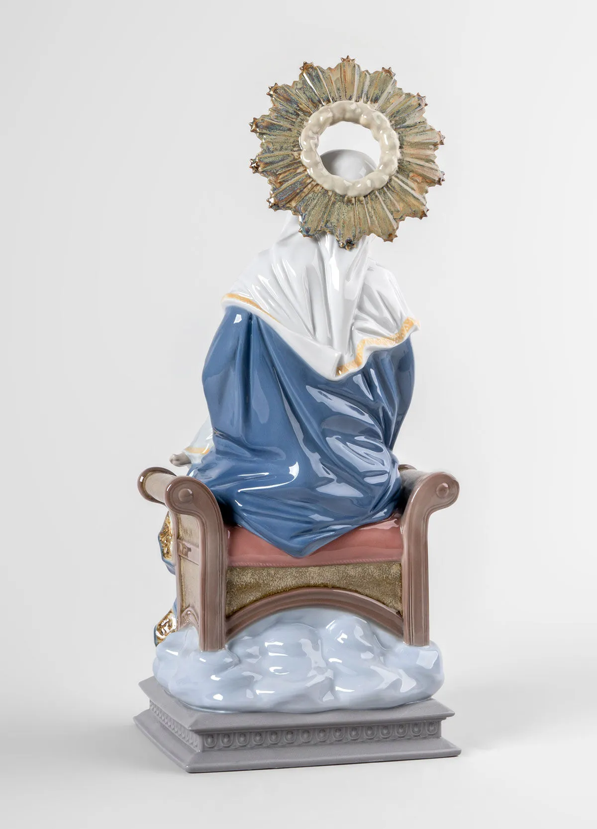 Lladro Our Lady of Divine Providence Figurine – SKU 01008479