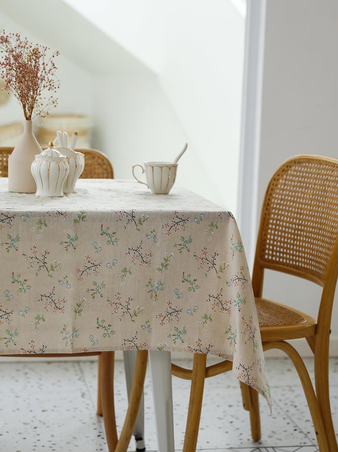 Rectangle Tablecloth - 60 x 84 Inch - Linen Fabric Table Cloth - Washable Table Cover with Dust-Proof Wrinkle Resistant for Restaurant, Picnic, Bistro, Indoor and Outdoor Dining, Gardenia