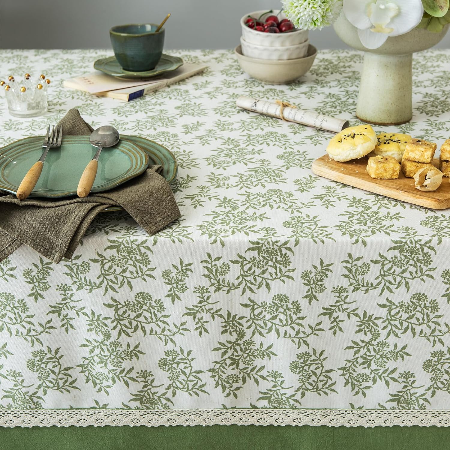 Rustic Tablecloth Solid Cotton Fabric Bordered Retro Tablecloths Classic Plant Leaf Printed Linen Fabric Table Cover Farmhouse Decoration 52x70 Inches Rectangle/Oblong Green for Kitchen