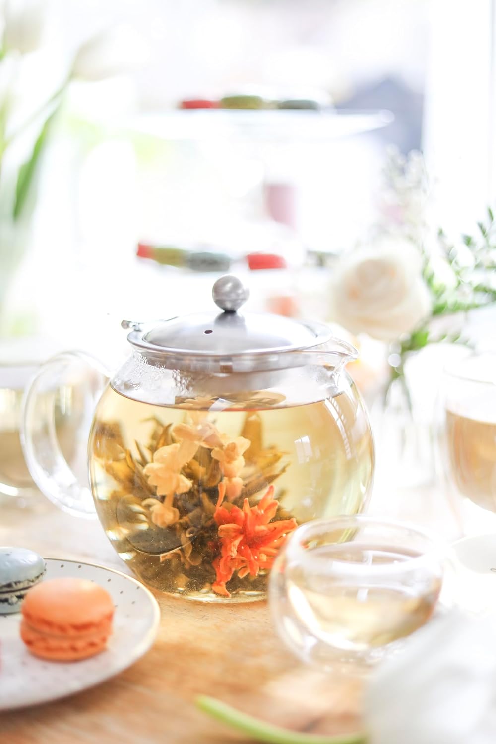 All-in-One Glass Teapot and Tea Kettle – Heatproof Borosilicate Glass Tea Maker with Removable Stainless Steel Loose Tea Infuser – Classica Stovetop Tea Pot (40 oz / 1200 ml)