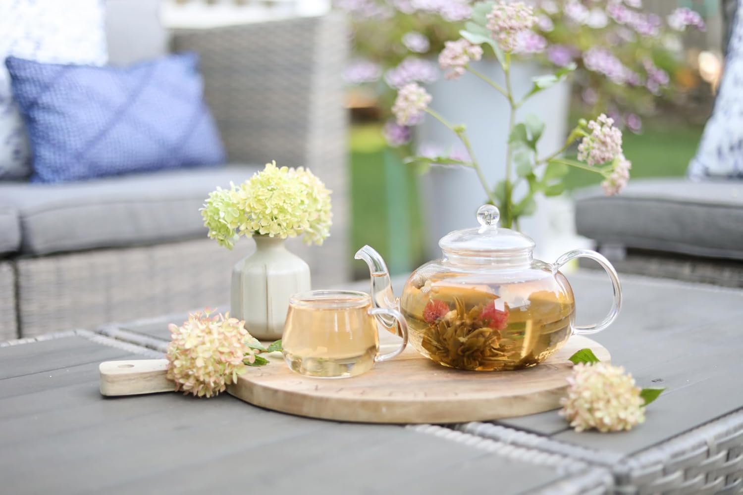 Blossoms Glass Teapot – Stovetop and Microwave Safe Borosilicate Glass Teapot with Removable Loose Tea Glass Infuser (32 Oz)