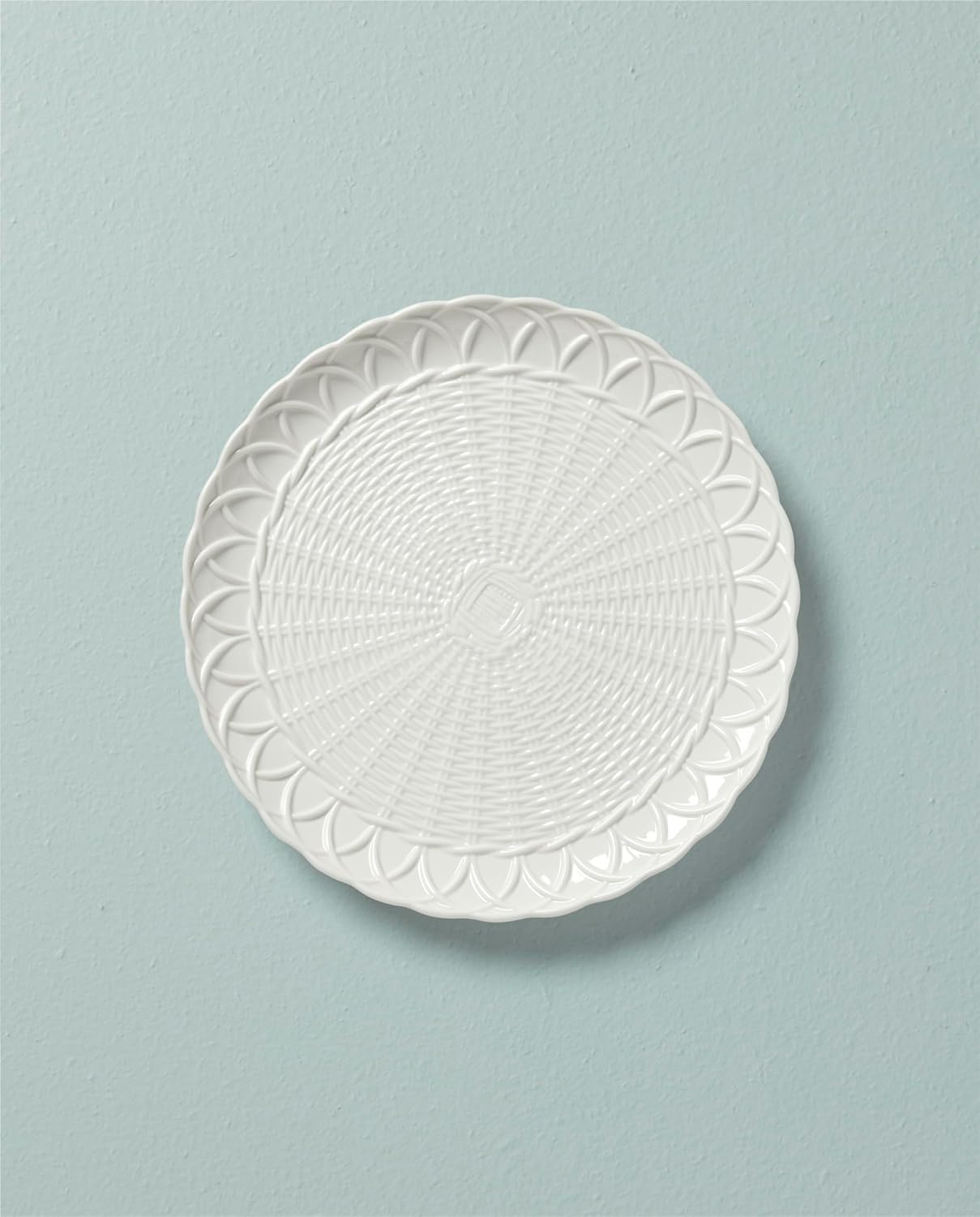 Wicker Creek Round Platter,White, 4.74