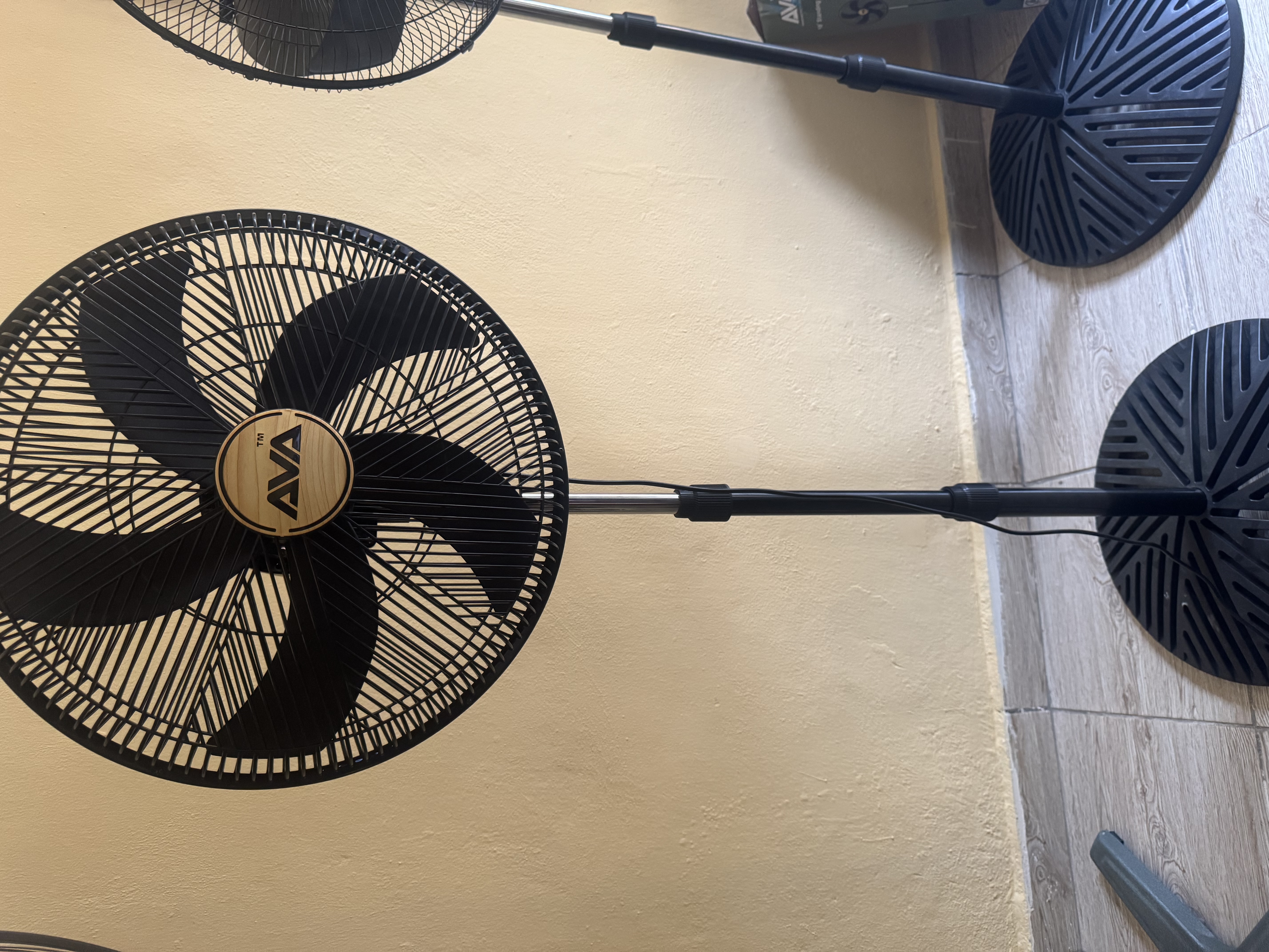 AVA 18" Standing Fan 