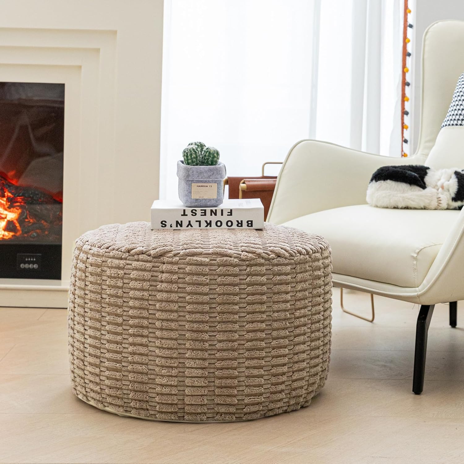 Pouf Ottoman Stuffed Round Modern Foam Filled Ottoman Foot Rest Foot Stool Poufs for Living Room Chair Foot Stool Decorative Boho Foot Stool for Wedding Christmas Party