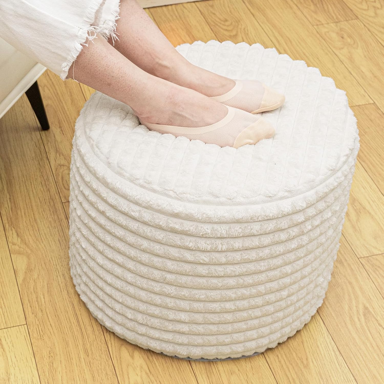 Round Stuffed Ottoman Modern Supportive Foam Ottoman Foot Rest Furry Floor Pouf Foot Stool Ottoman 18x14 Inches Floor Poufs Foot Rest for Living Room Bedroom (Ivory)