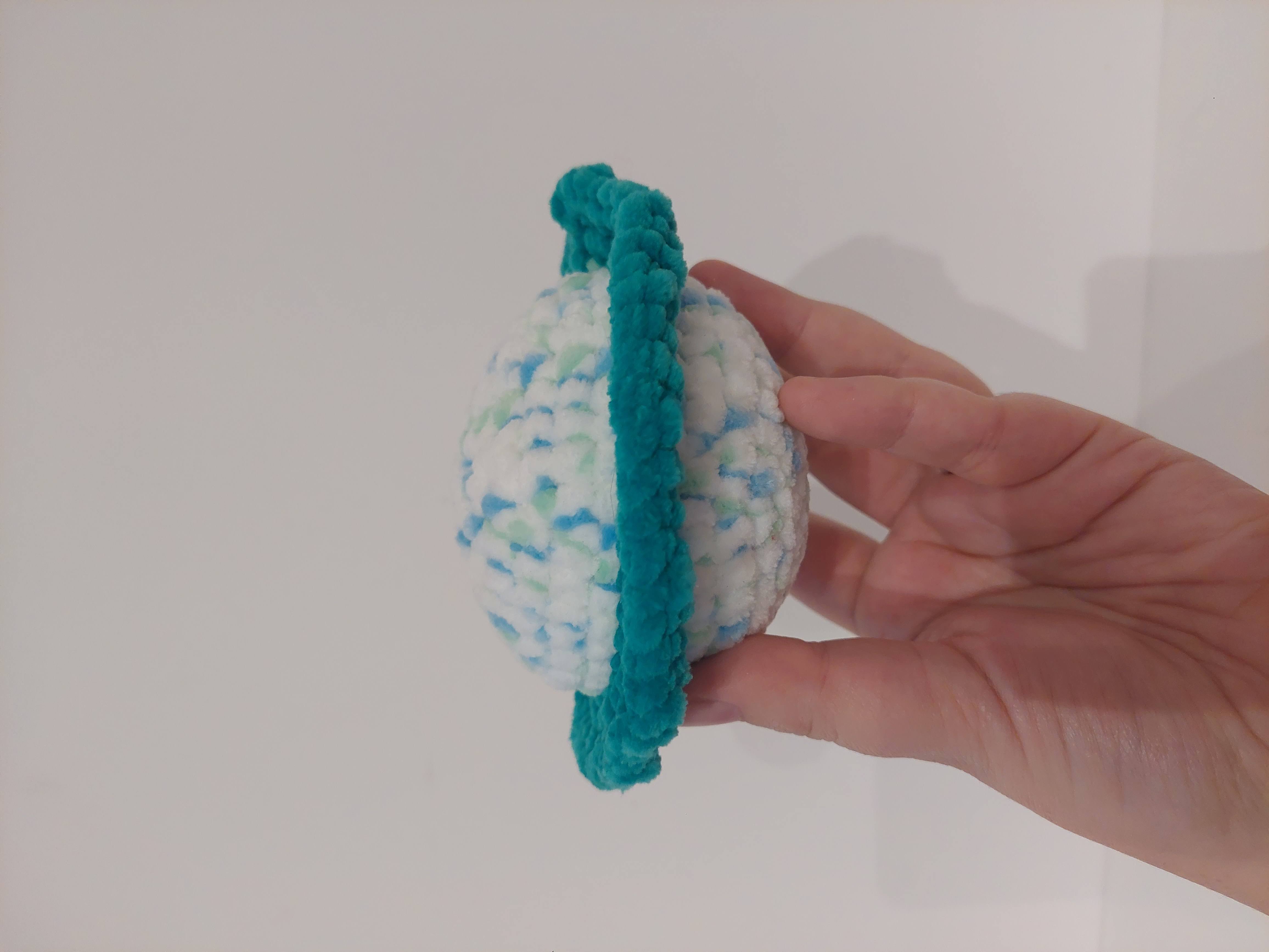 Planètes multicolores en crochet