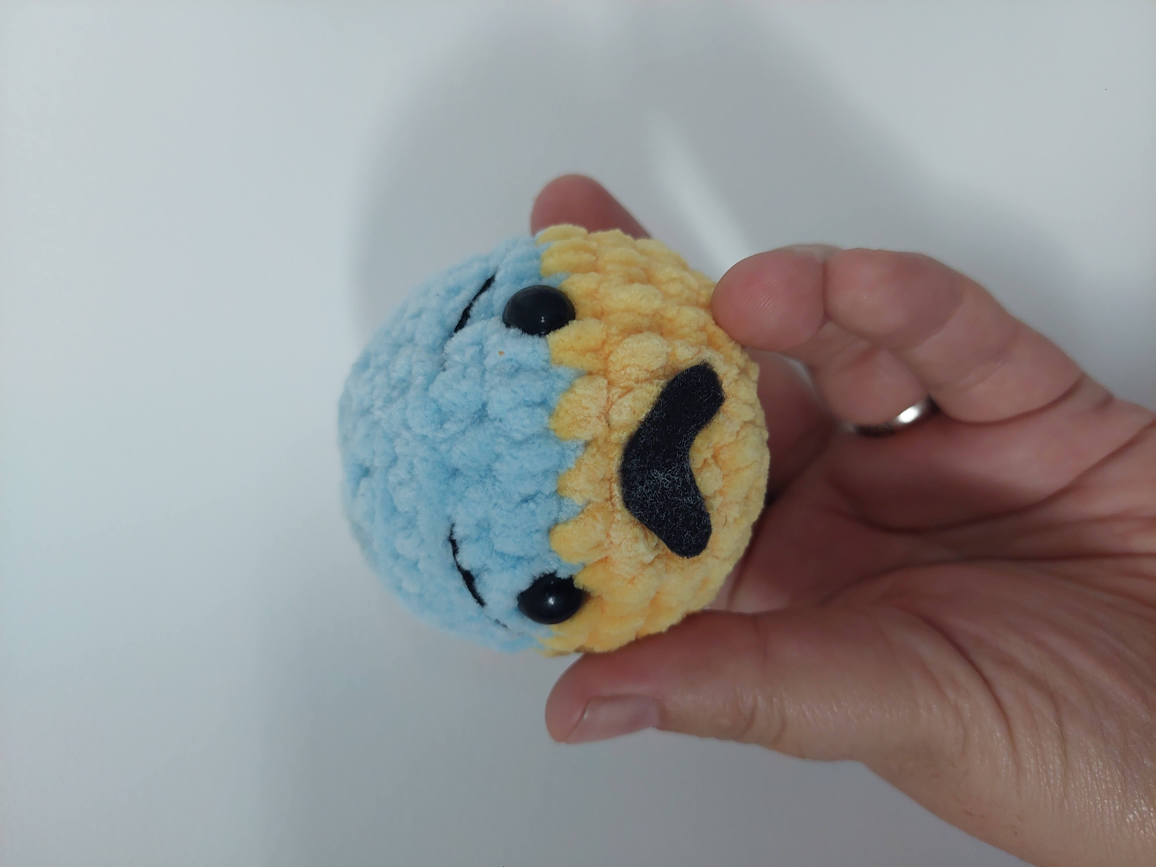 Balles smileys en crochet