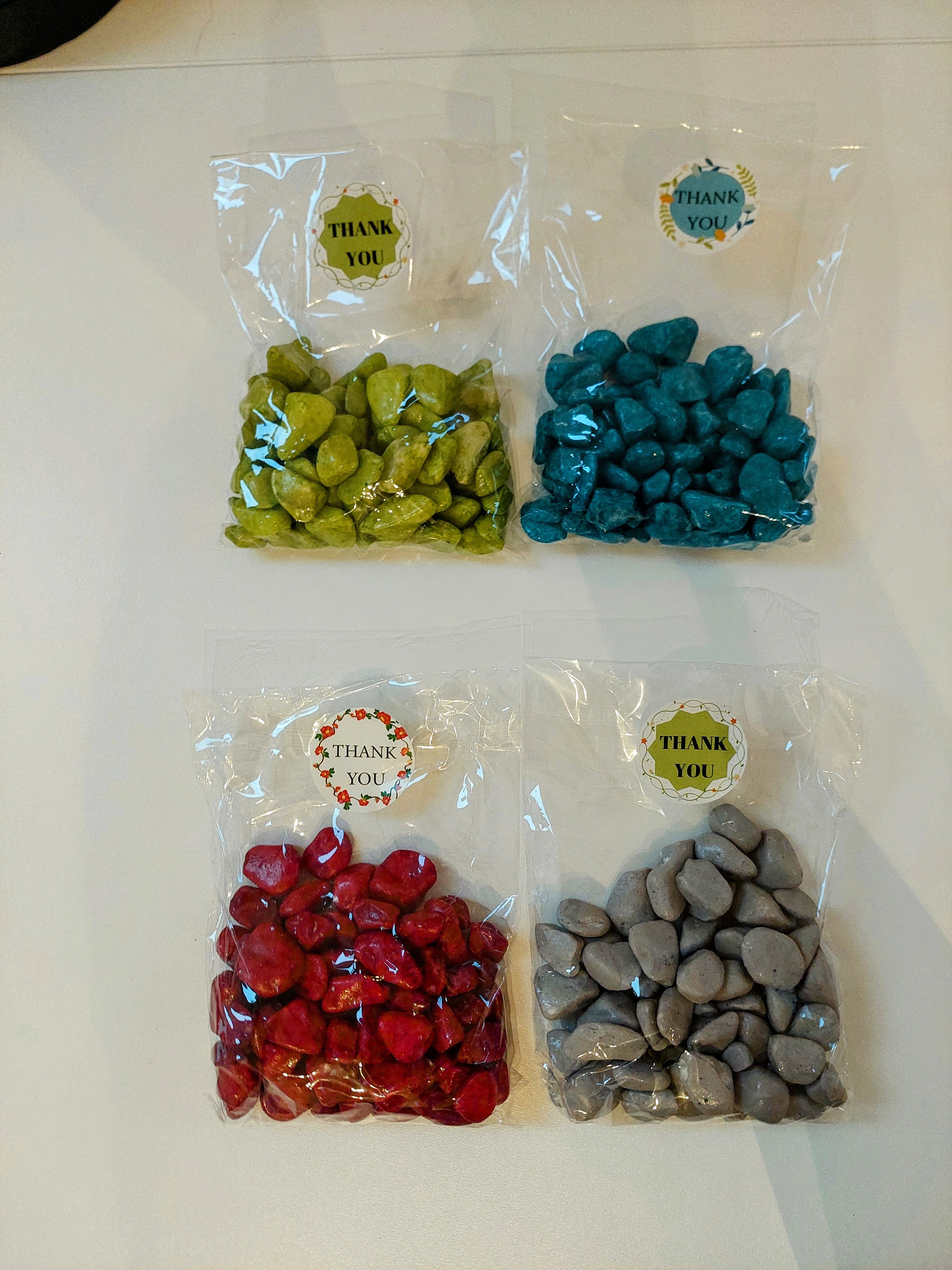 Aquarium décoratif + galets