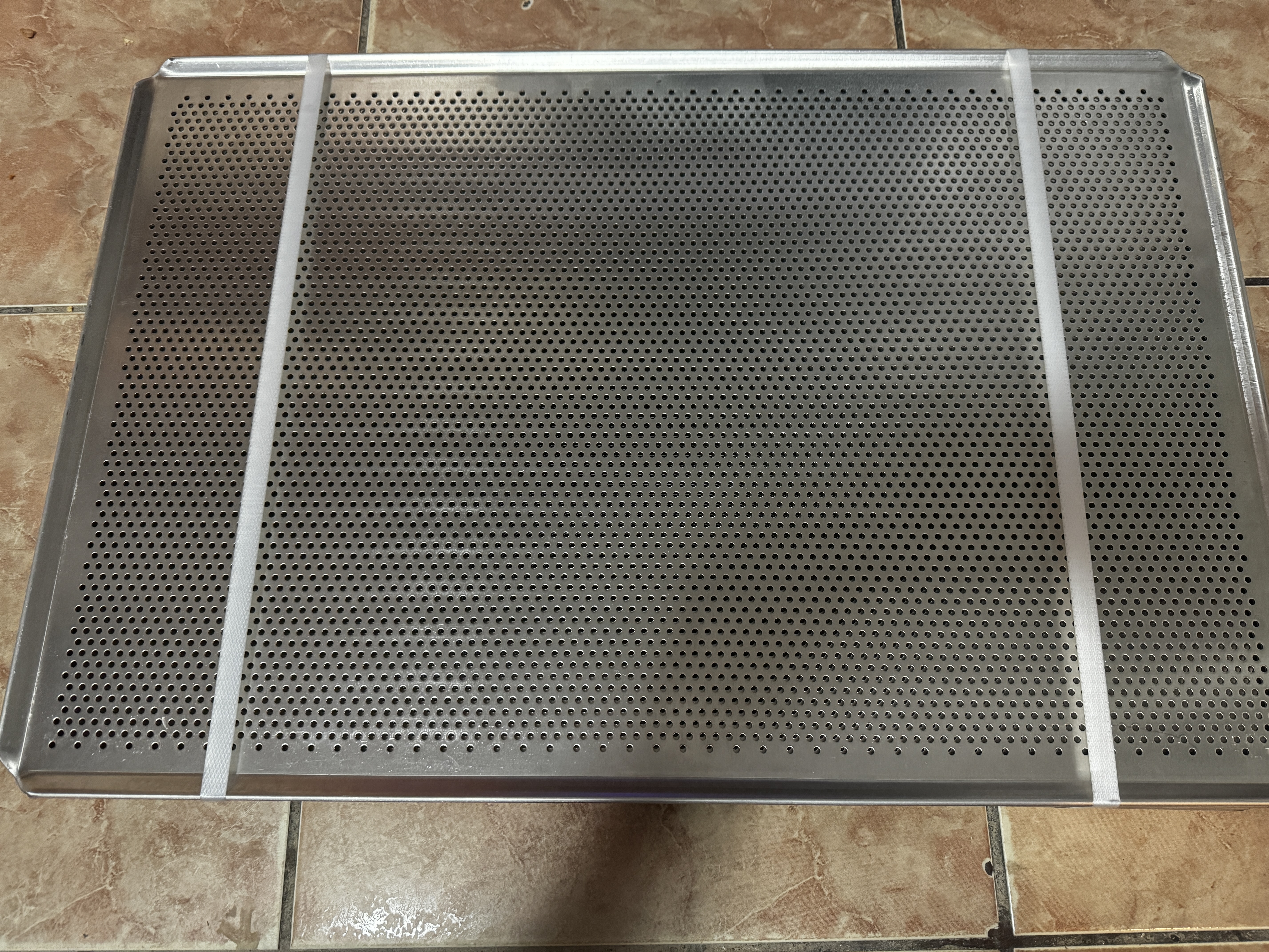 Tavi perforate pentru patiserie 60x40 cm