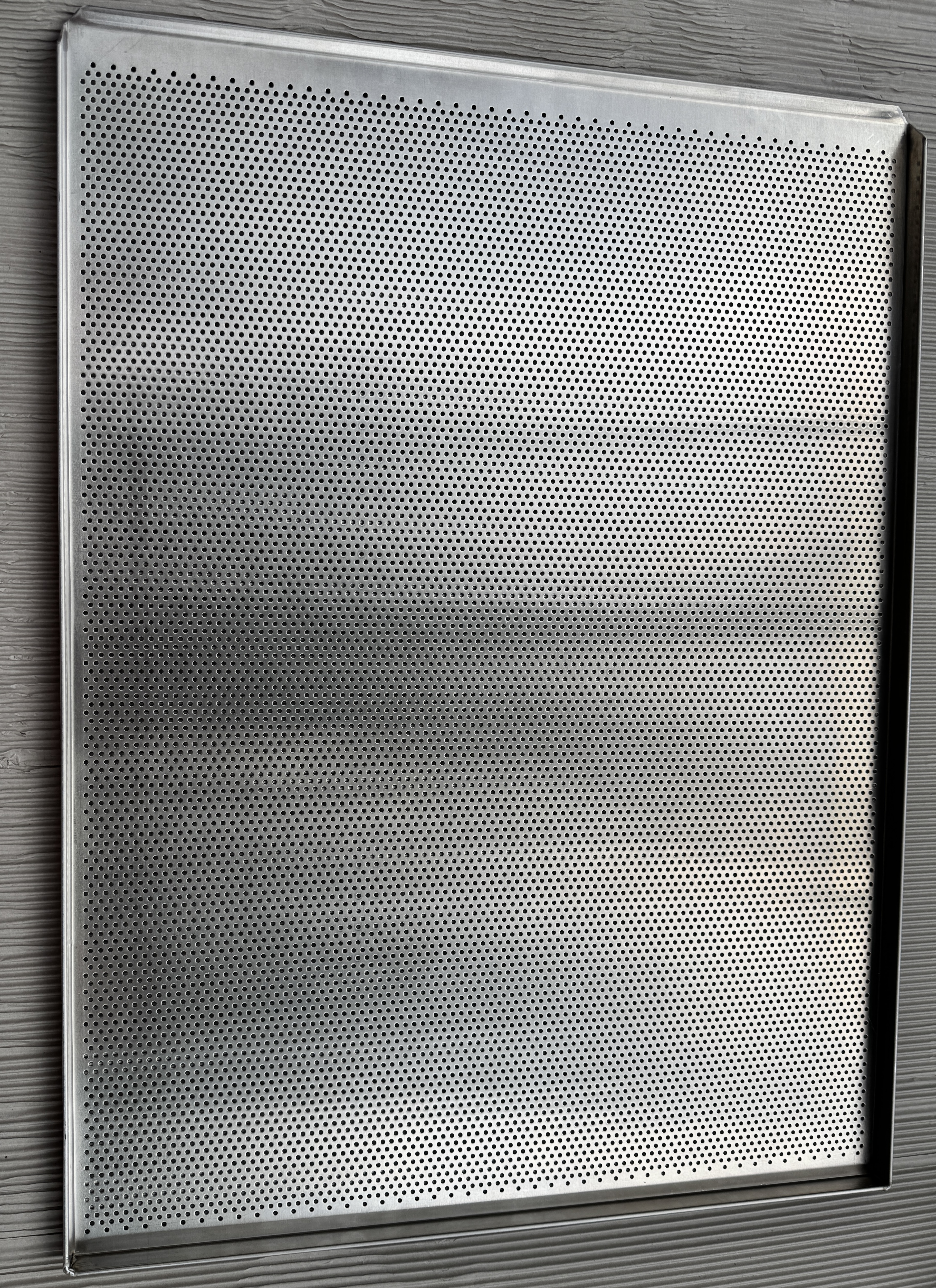 Tavi perforate din aluminium 60x80 cm  pentru patiserie-brutarie