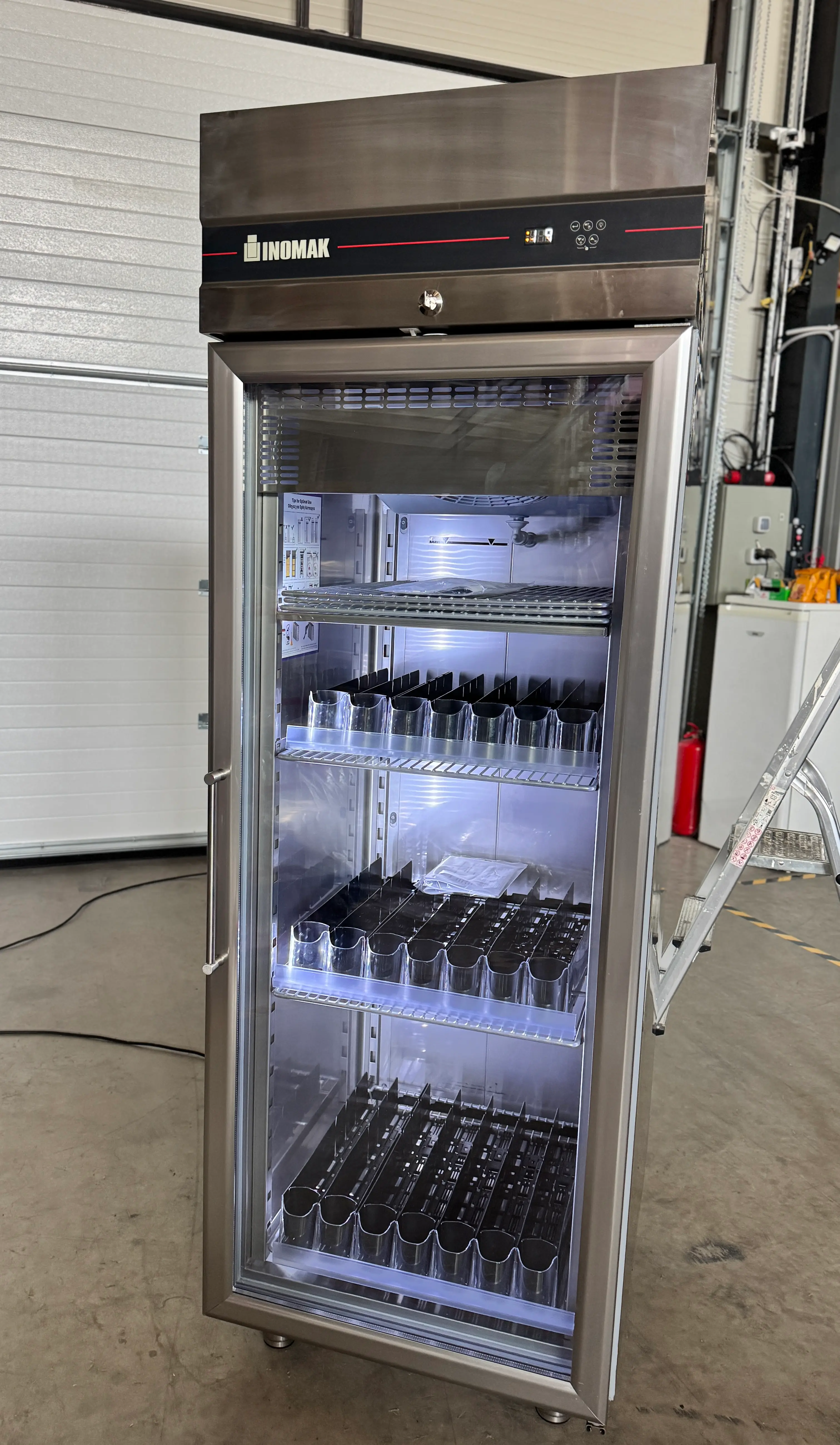 Frigider profesional gastronomic INOMAK nefolosit