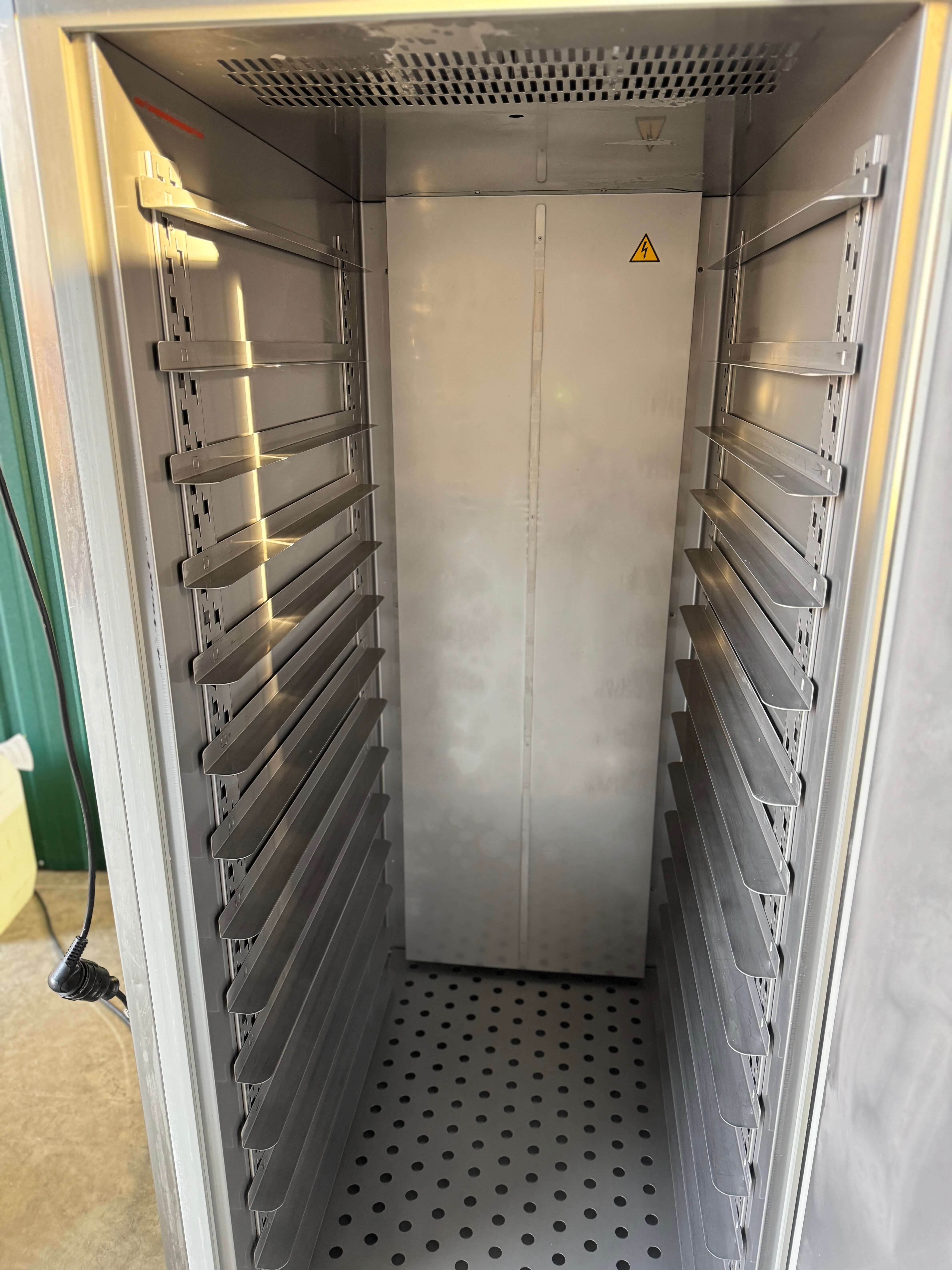 Dospitor automat MIWE GVAS 2022