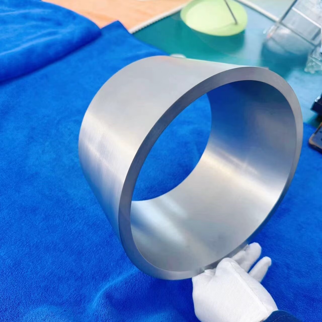 Custom Machined Molybdenum Crucible | High-Precision Crucible for High-Temp Applications