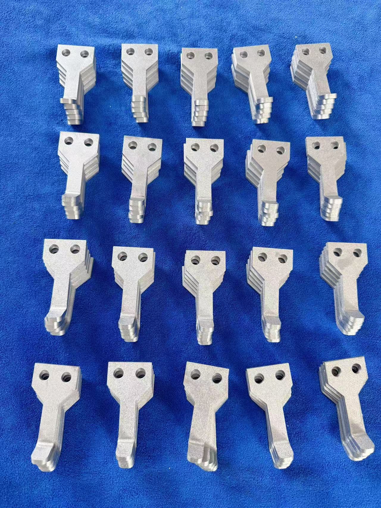 High-Precision Molybdenum Hook for High-Temperature Applications | Custom Sizes