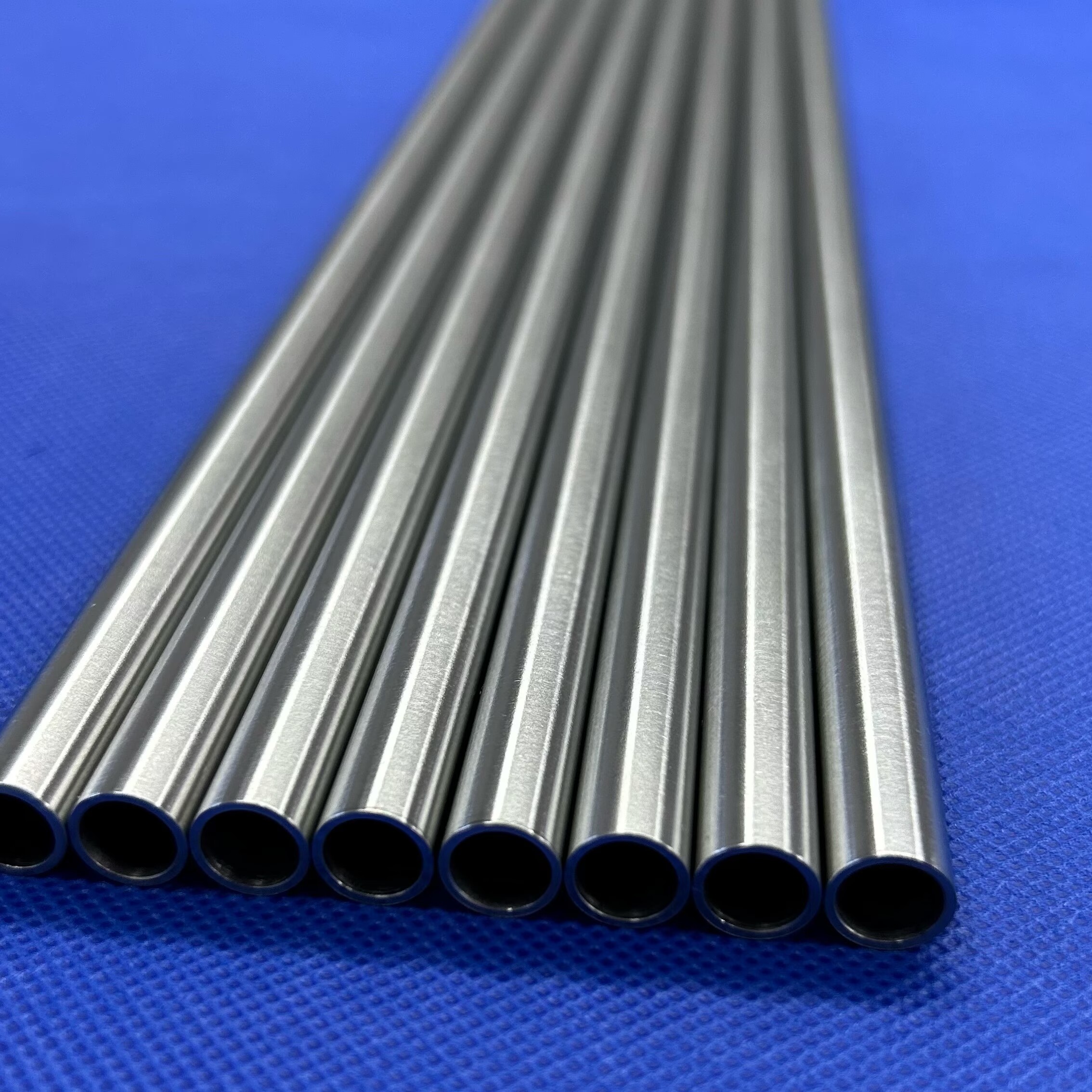 Custom Molybdenum Tubes | Tungsten-Rhenium Thermocouple Protection Tubes, 1800℃ High Temperature Resistance
