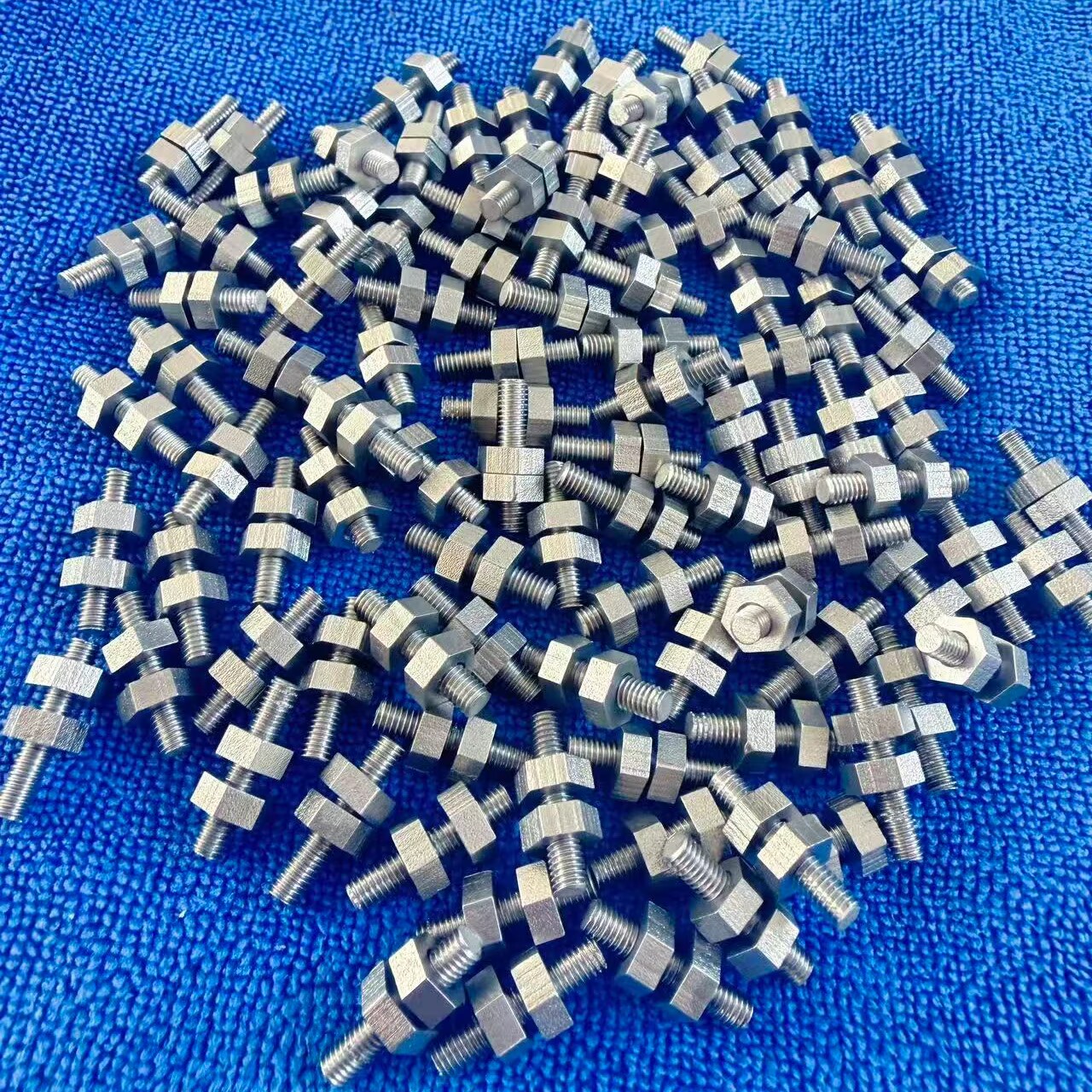 Molybdenum Screws & Bolts Kits | Single Crystal Furnace Flow Guide Tube Fastening Solutions | ZSWMO