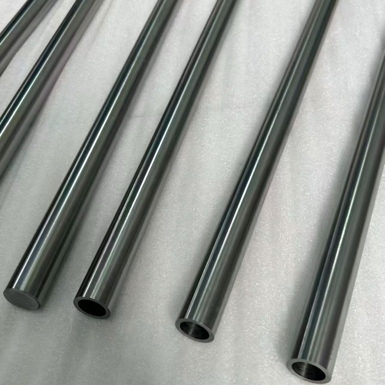 Thick Molybdenum Tube | 1800℃ Resistance & High Precision | Source Manufacturer