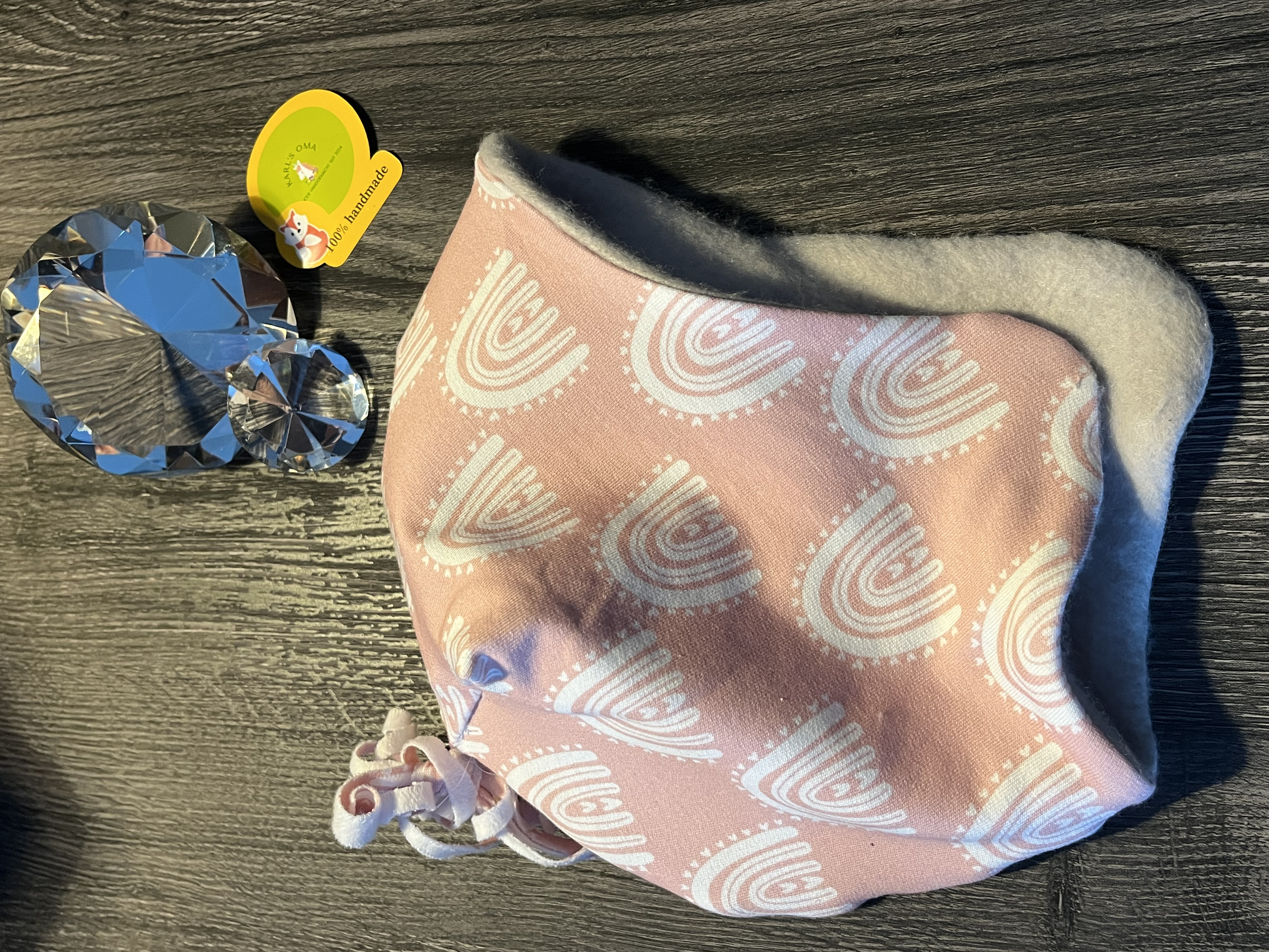 Baby-Mütze und Halstuch-Set