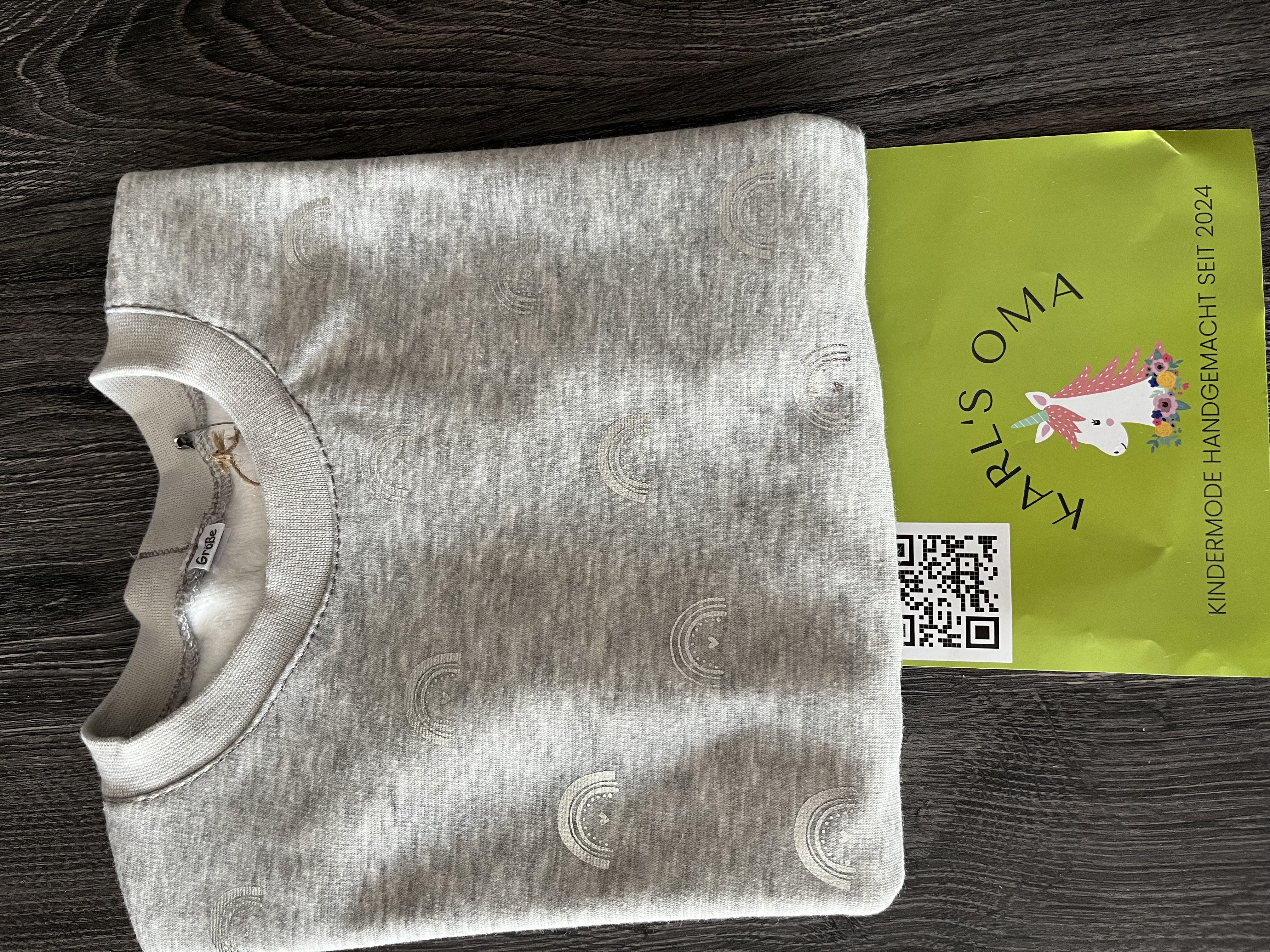 2-teiliges Set Shirt und Rock silberner Regenbogen