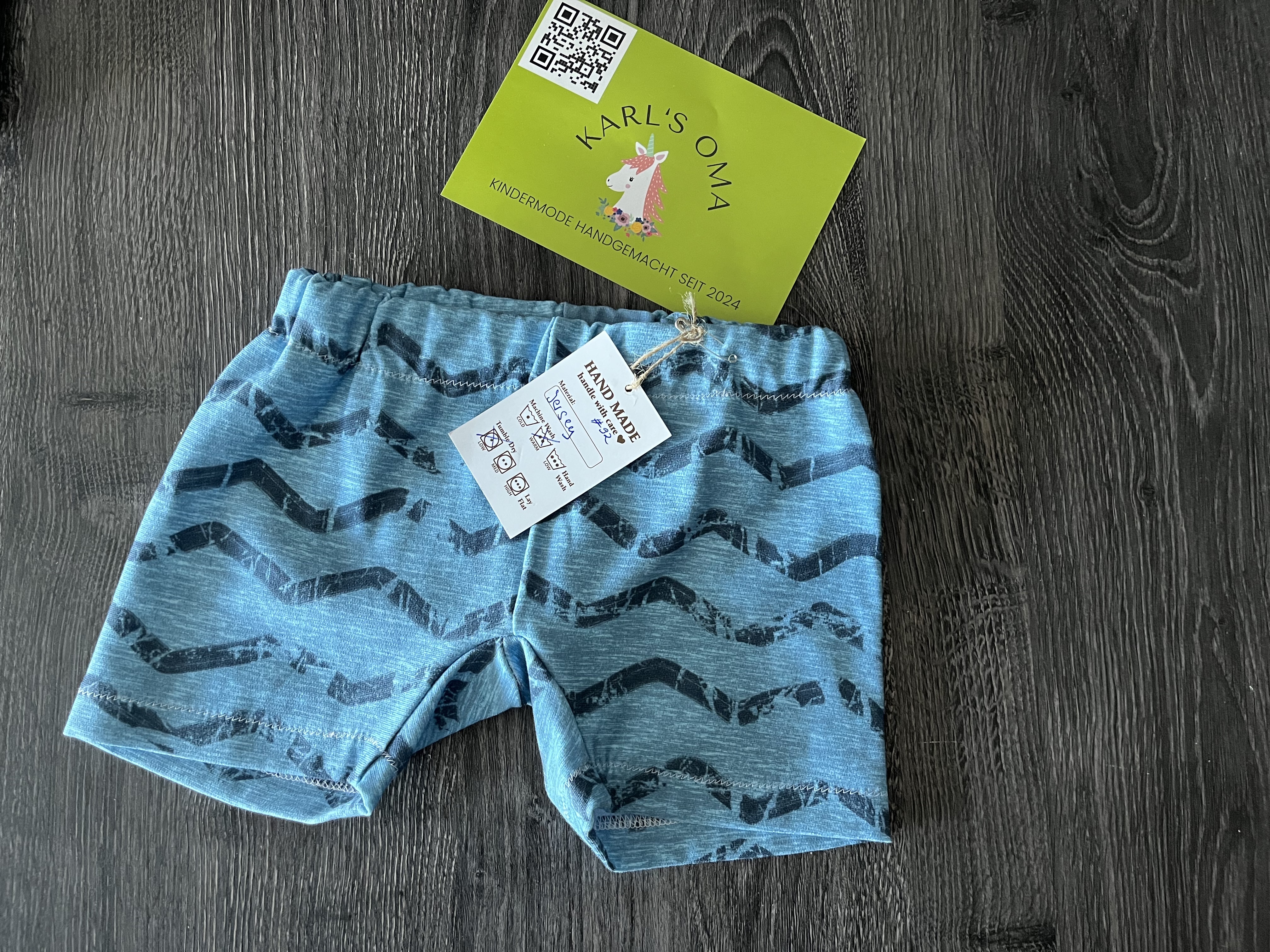 Kurze Shorts