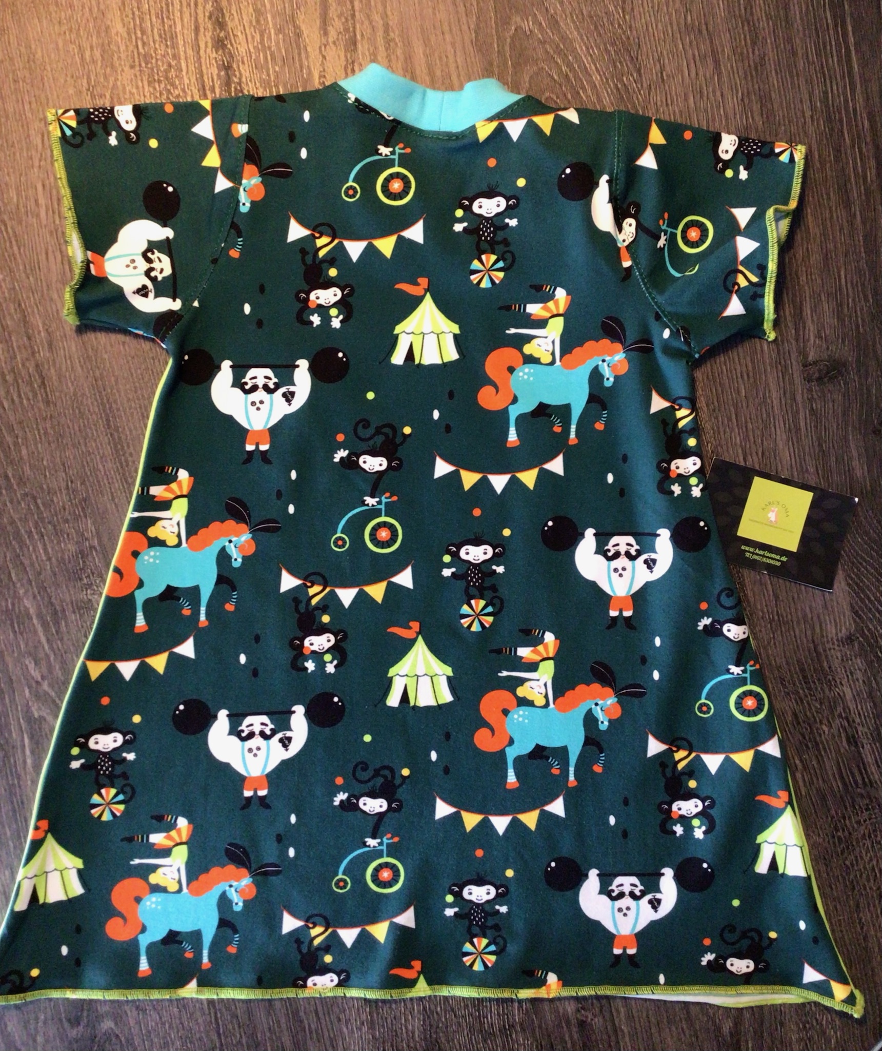 Fröhlich bunte Tunika/Kurzkleid mit Zirkusmotiv