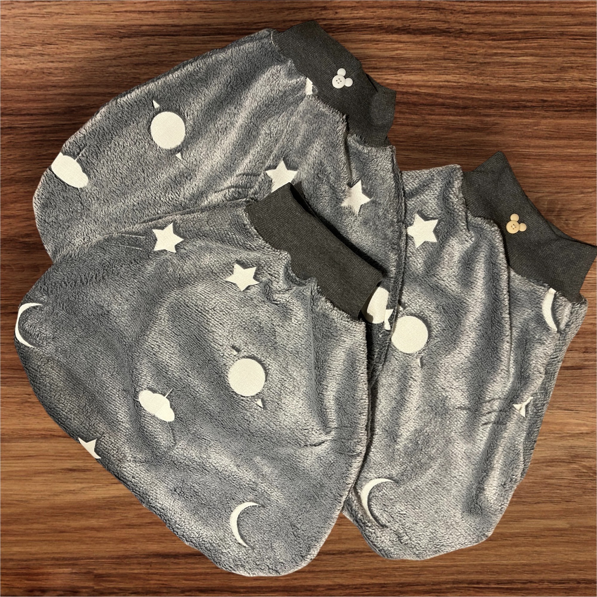 Kuscheliger Strampelsack der im Dunklen leuchtet Gr. 50/56