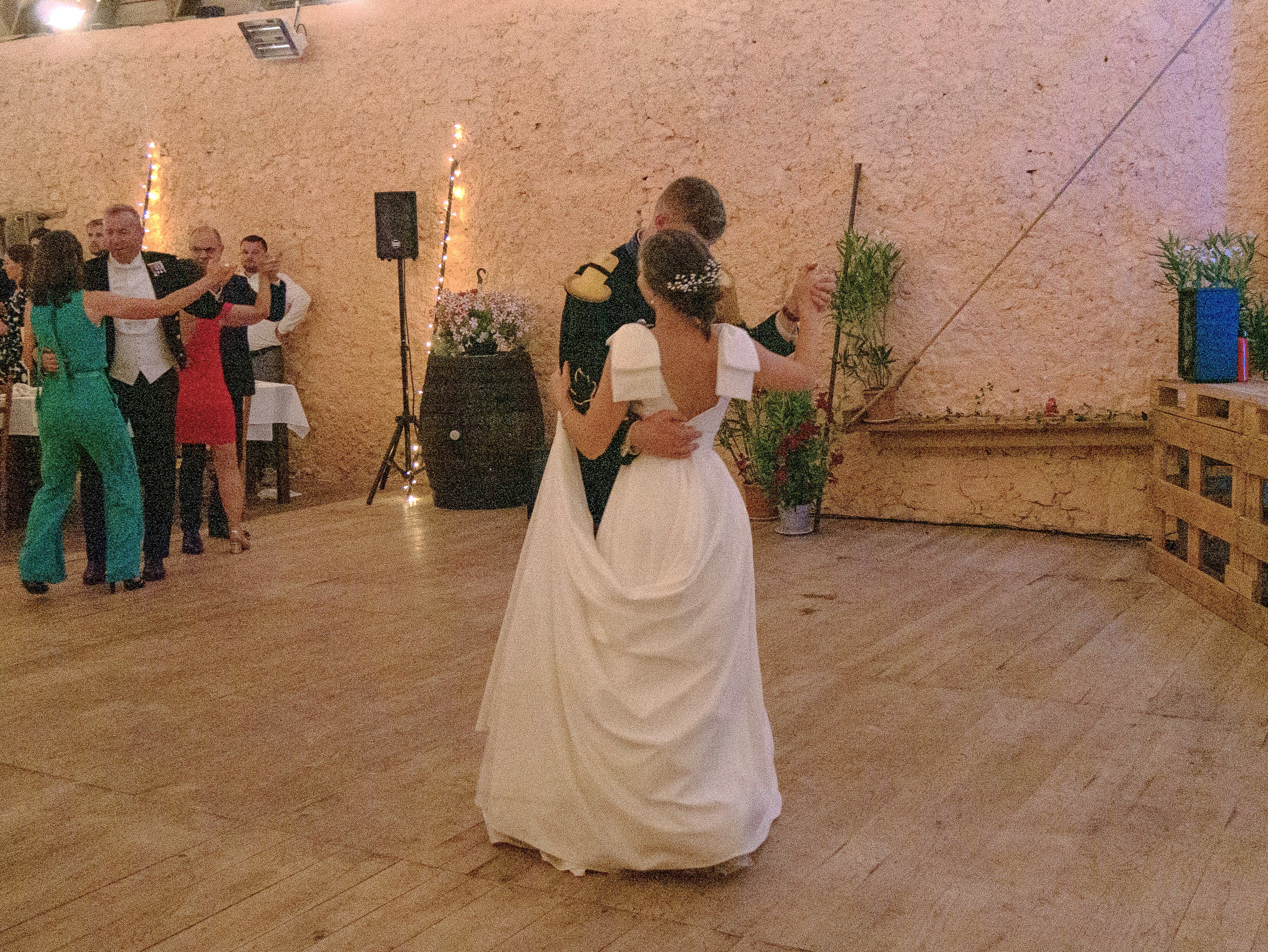 Robe de mariée : Rendez-vous essayage de la toile