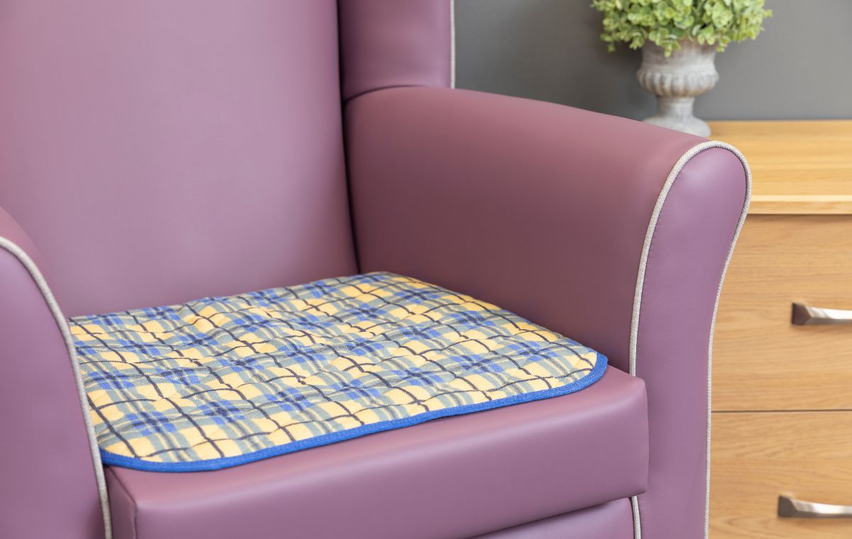 Alerta Washable Incontinence Chair Pad, Tartan - DSP/TA