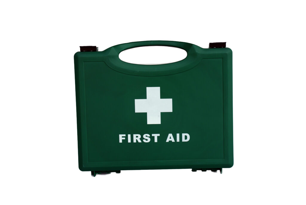 FIRST AID KIT HSE 1-10 PERSON - QF1110