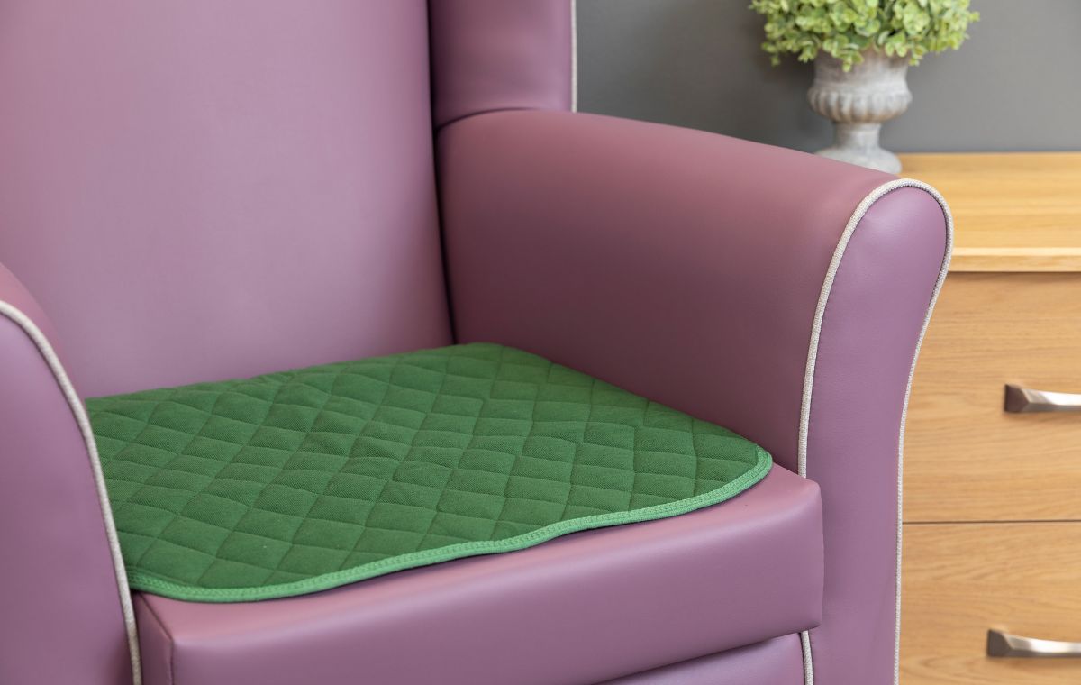 Alerta Washable Incontinence Chair Pad, Dark Green - DSP/GR