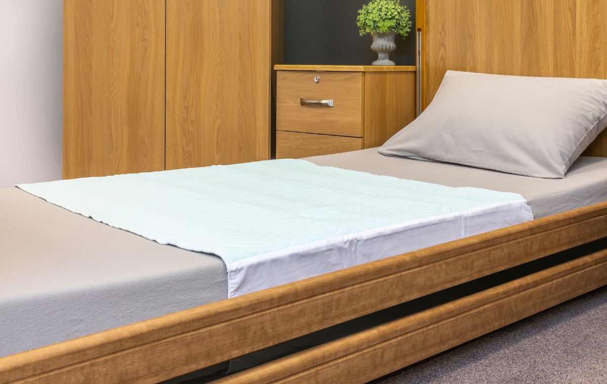 Alerta Washable Incontinence Double Bed Pad, 4 Litre - DBP/D