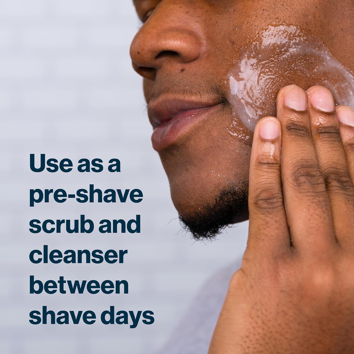 Gillette SkinGuard Daily Cleansing Face Scrub