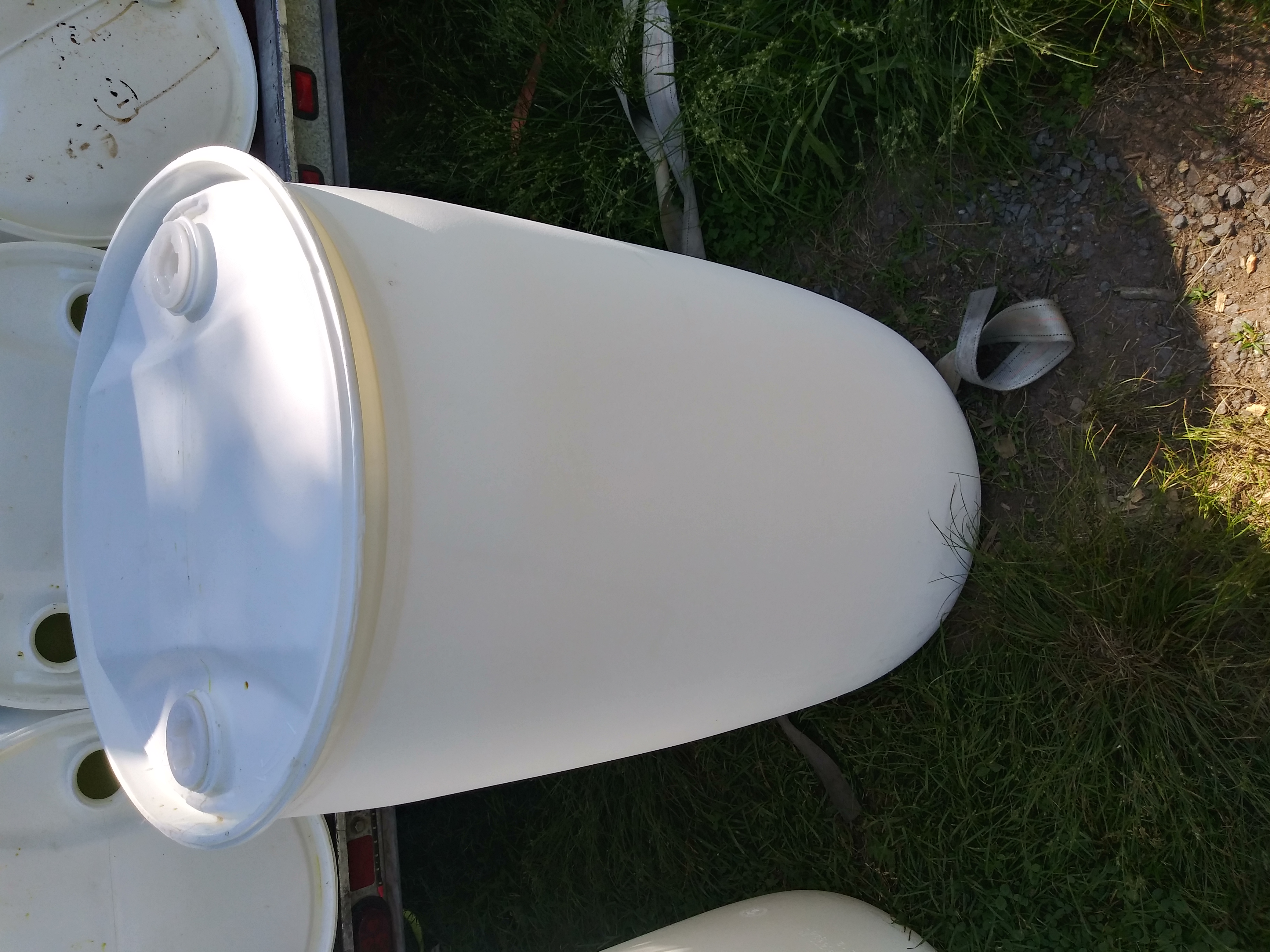 4 Plastic Fix Top 55 gallons