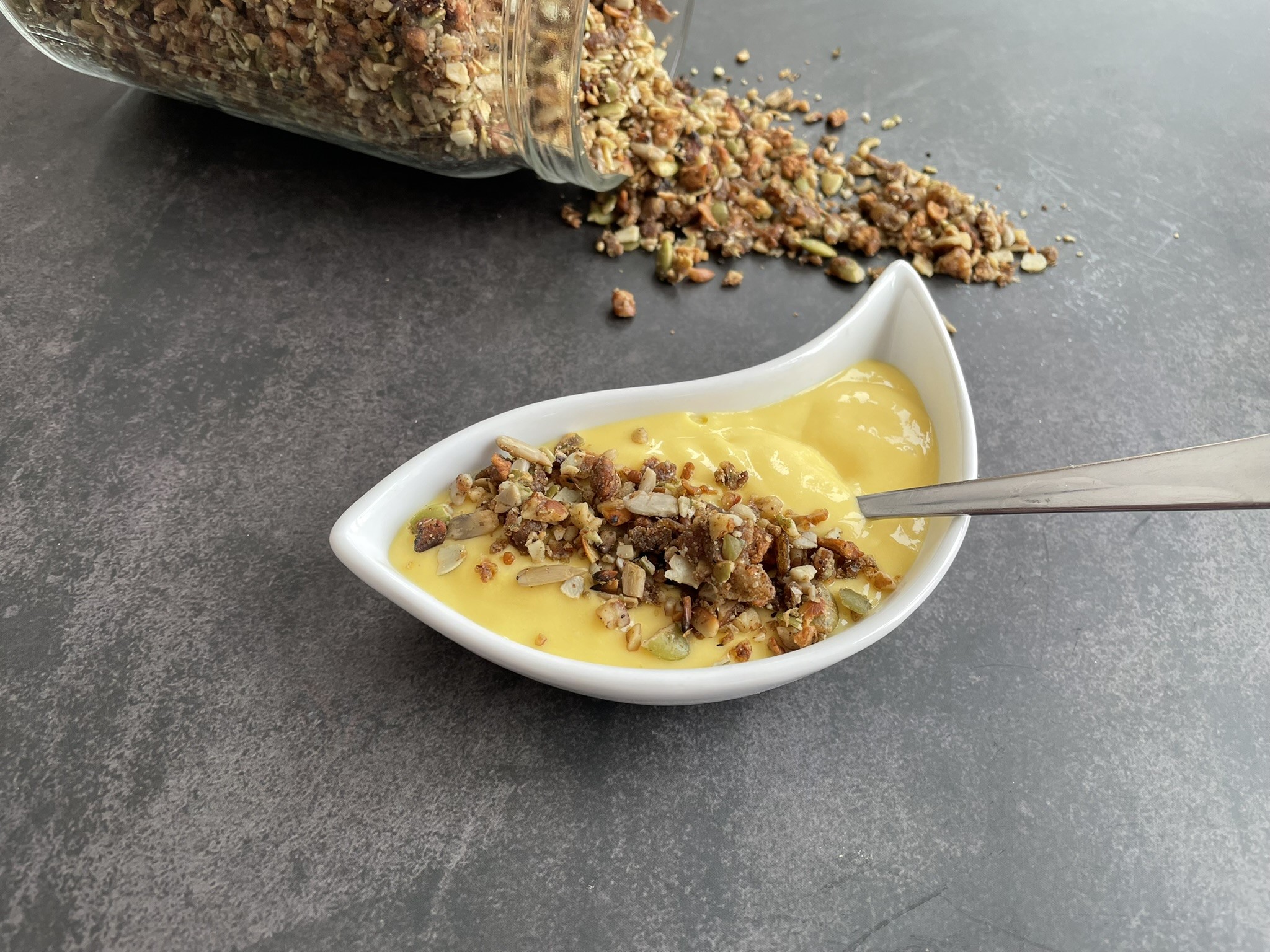 Apple & Cinnamon Granola