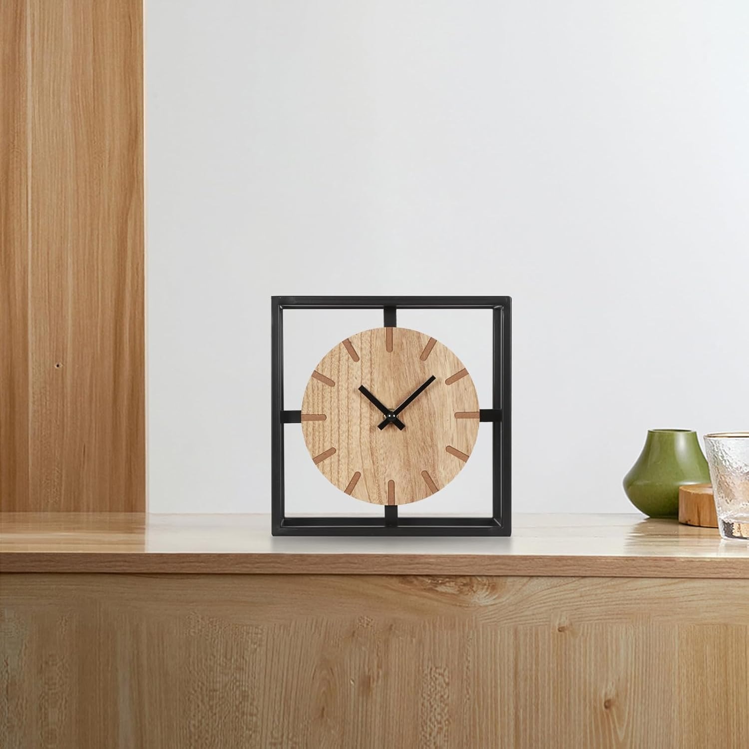 QIYAODECO Vintage Table Clock (Golden / Non-Ticking)