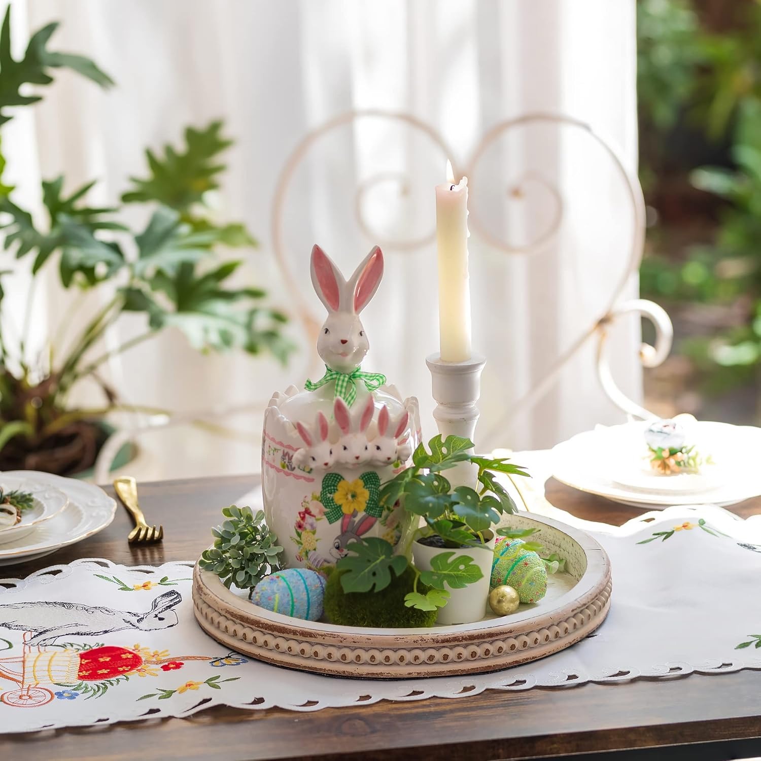 Hanobe Round Wooden Decorative Tray – White Washed Bead Style