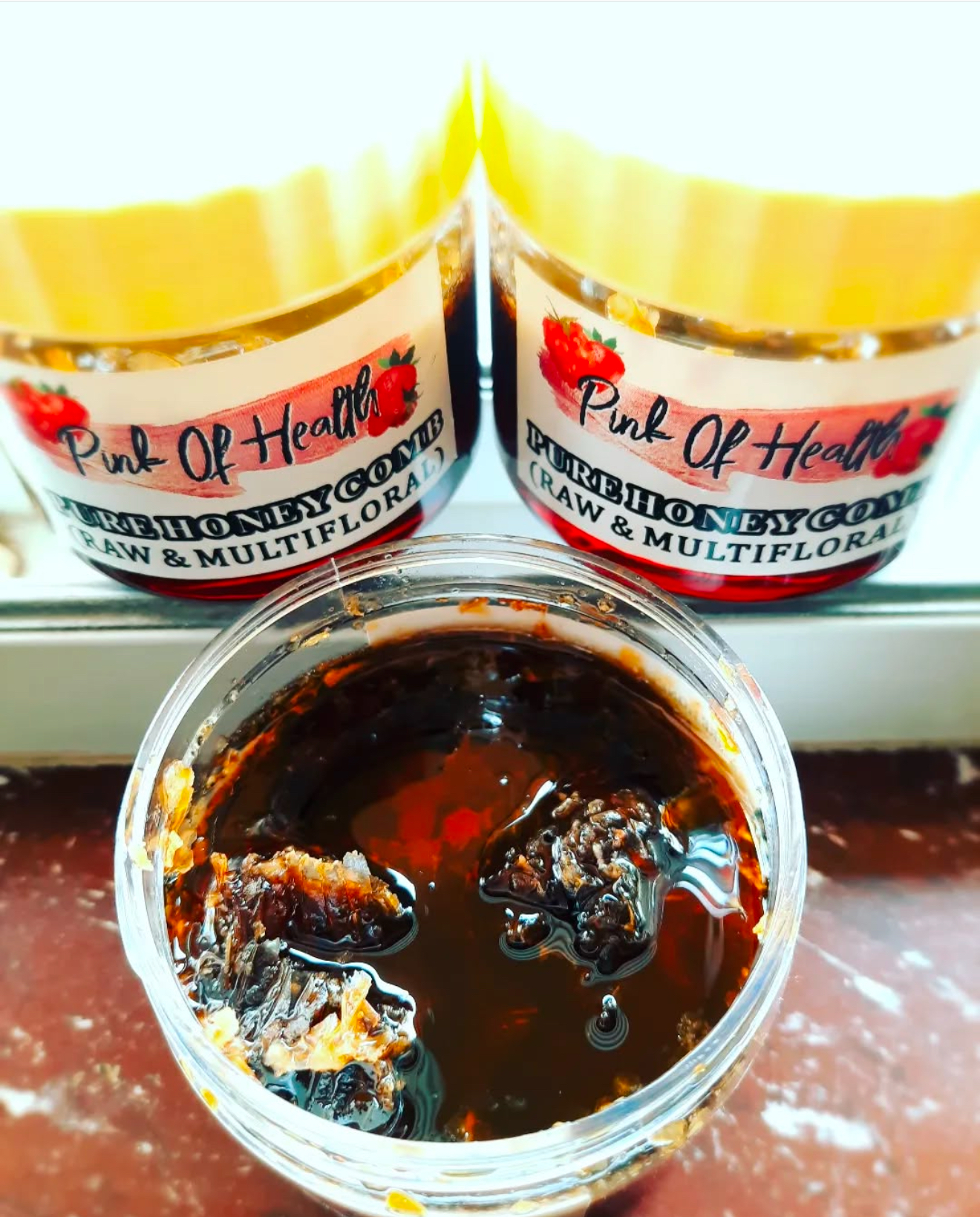 Pure & Raw Honey Comb