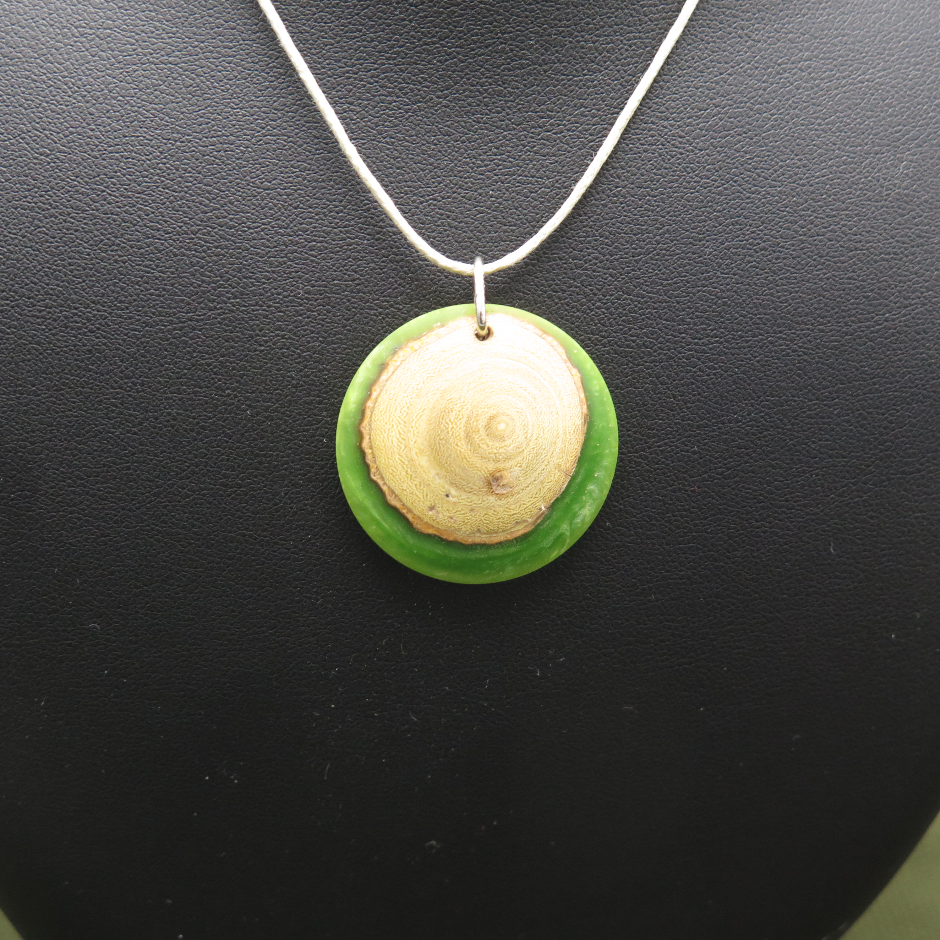 Pendentif Mimosa vert