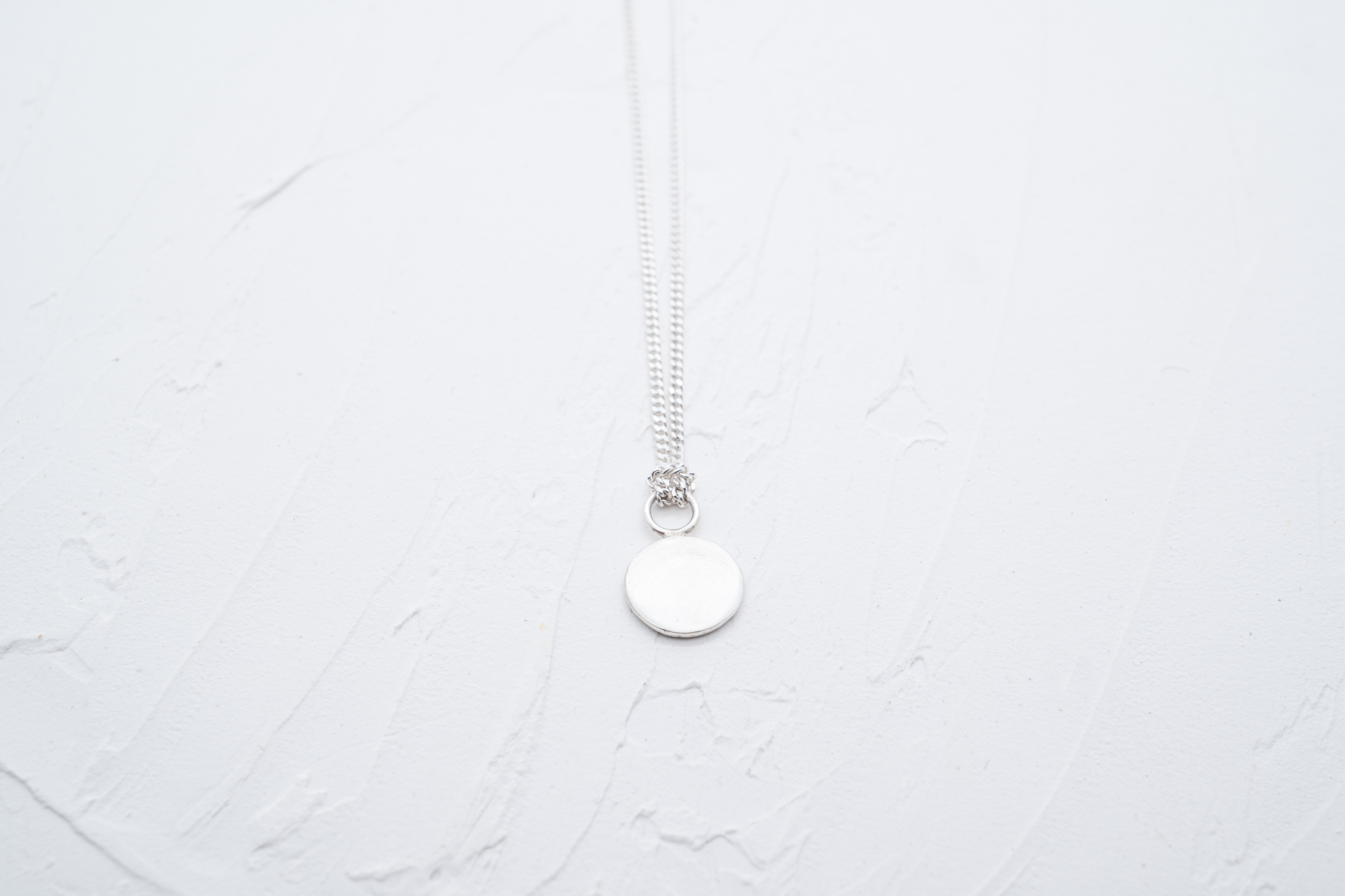 HALSKETTE MIT ANHÄNGER