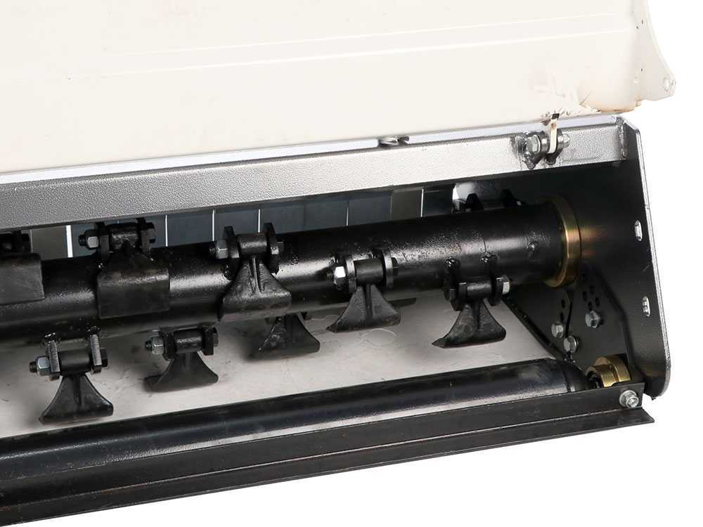 BlackStone RMOH 165 - Trinciaerba per trattore - Serie Media Spostamento idraulico