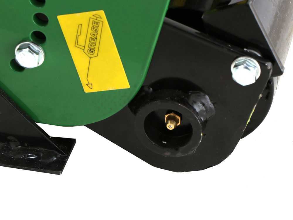 trincia erba per trattore 105 cm