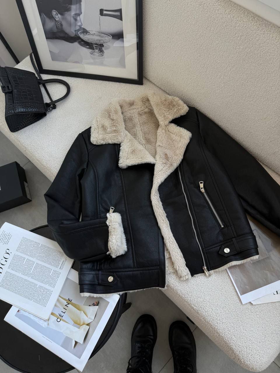 Odinė striukė su kailiu