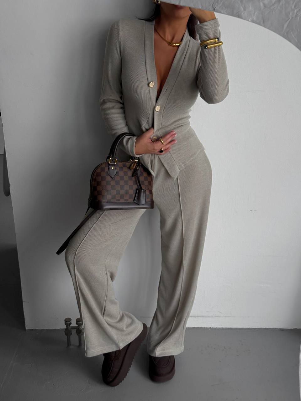 Laisvalaikio kostiumėlis