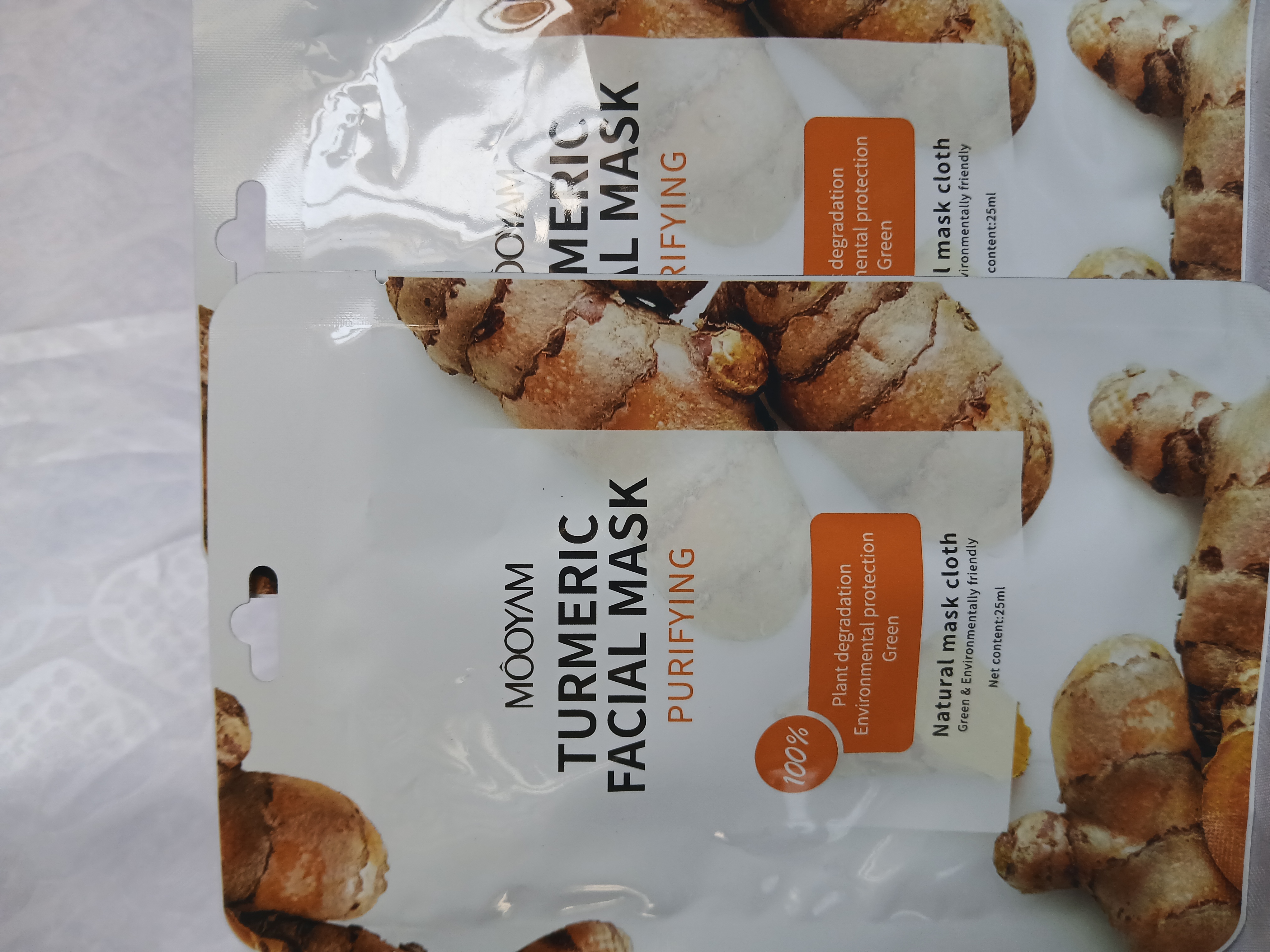 MooYm Turmeric Facial Mask