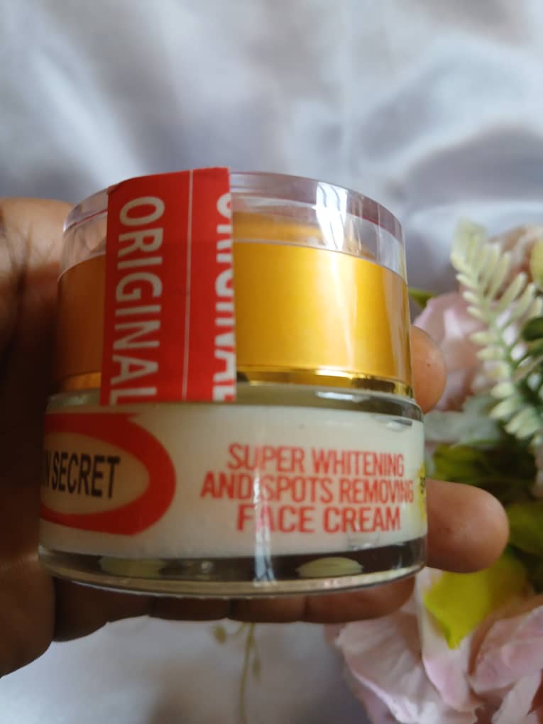 Skin Secret Super Whitening and Spots Removing Face Cream